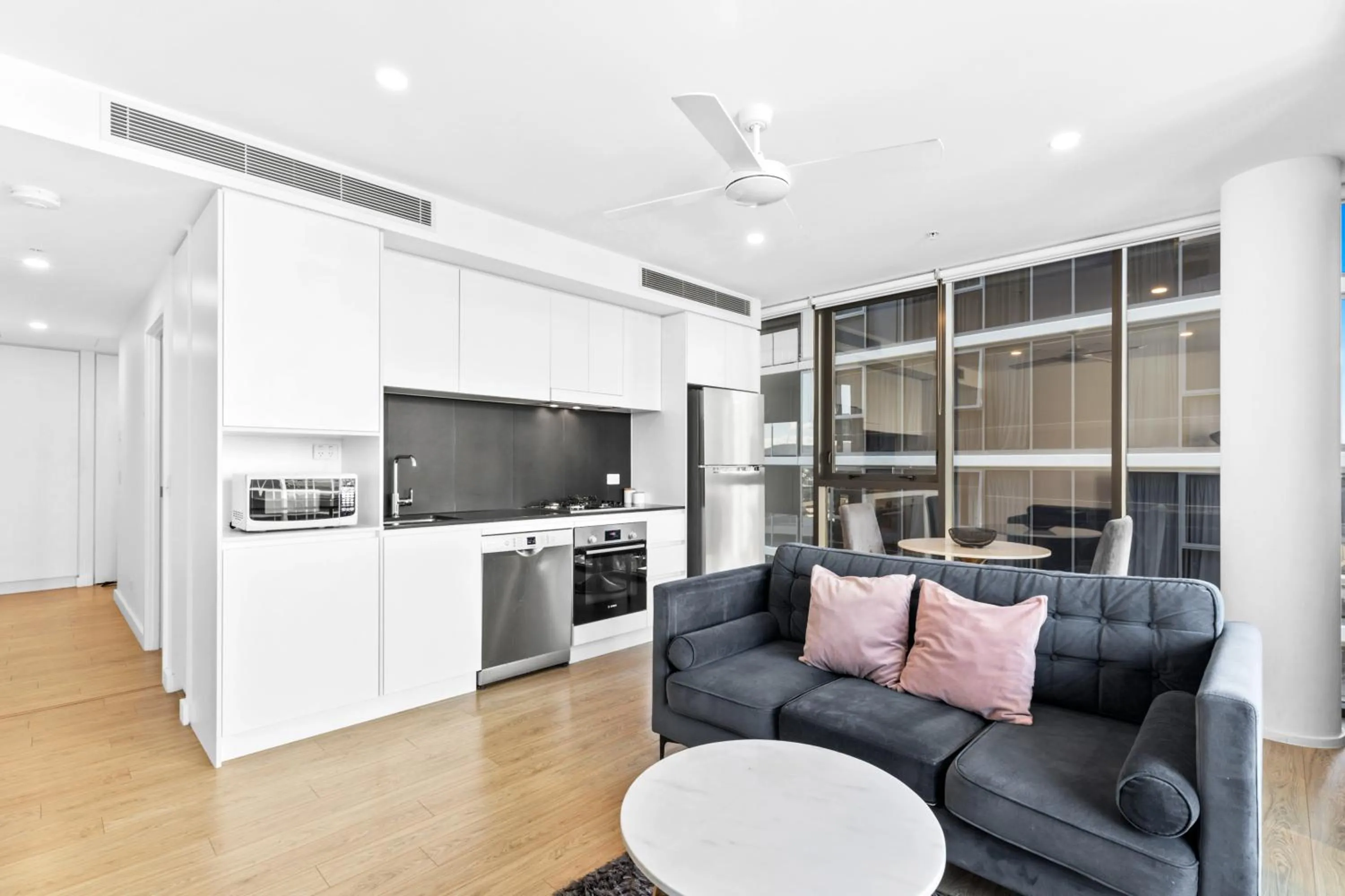 Kitchen or kitchenette in Brisbane One Apartments by CLLIX