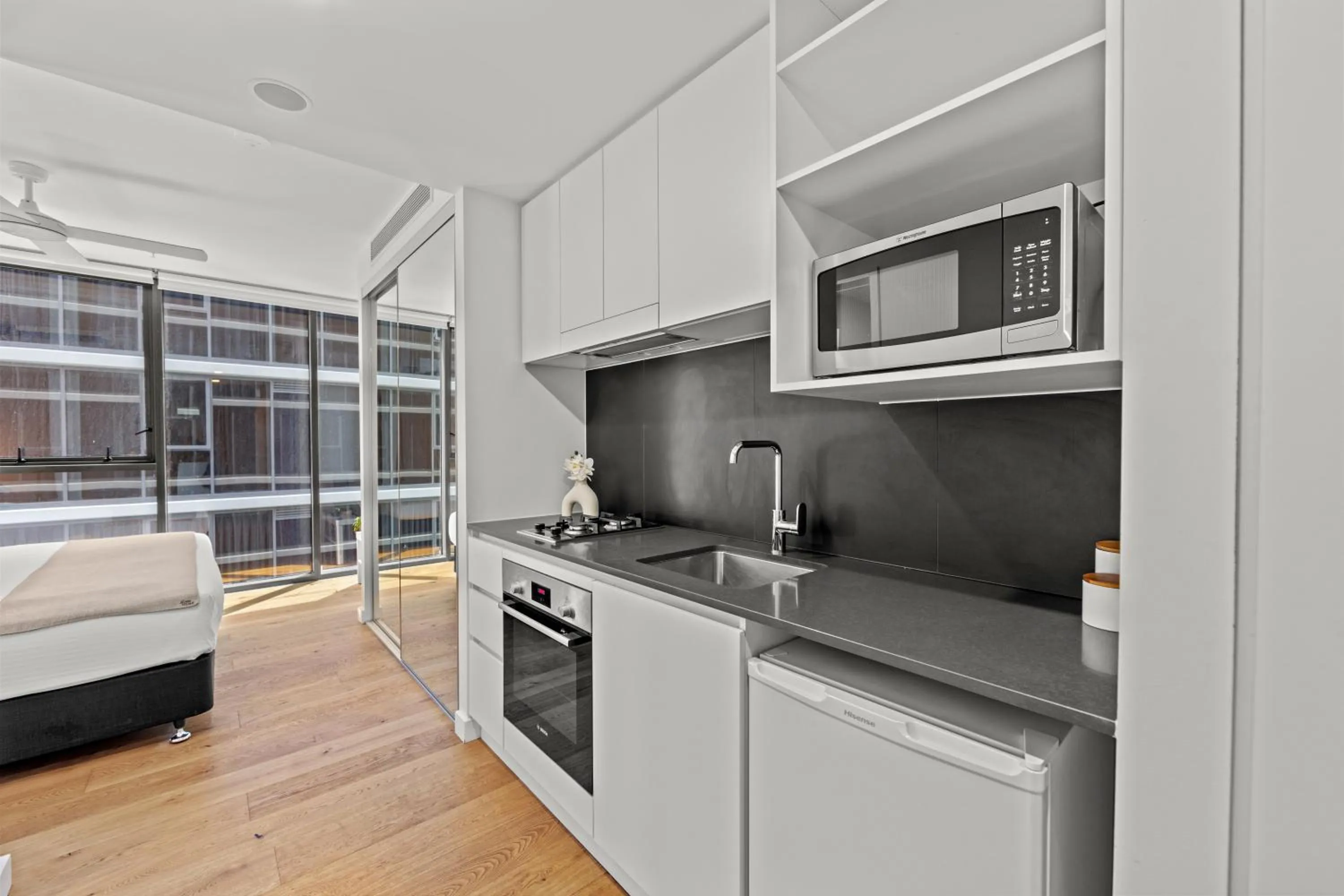 Kitchen or kitchenette in Brisbane One Apartments by CLLIX