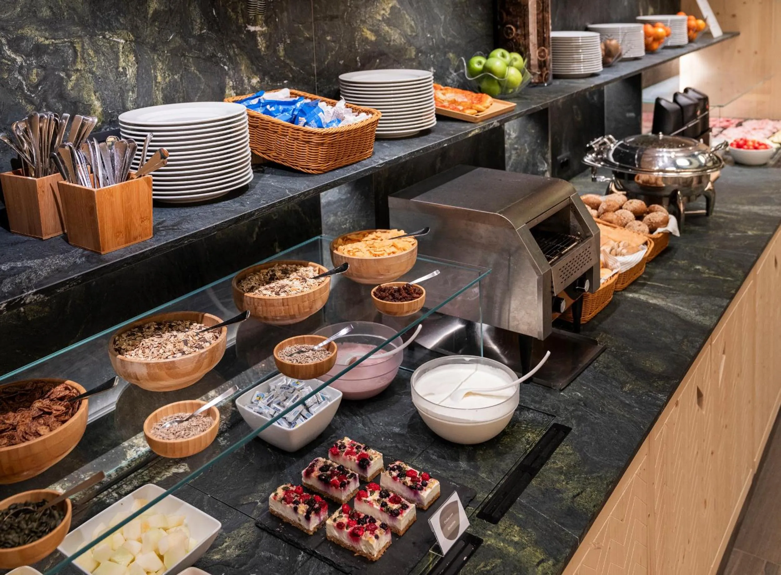 Continental breakfast in Ambiez Residencehotel