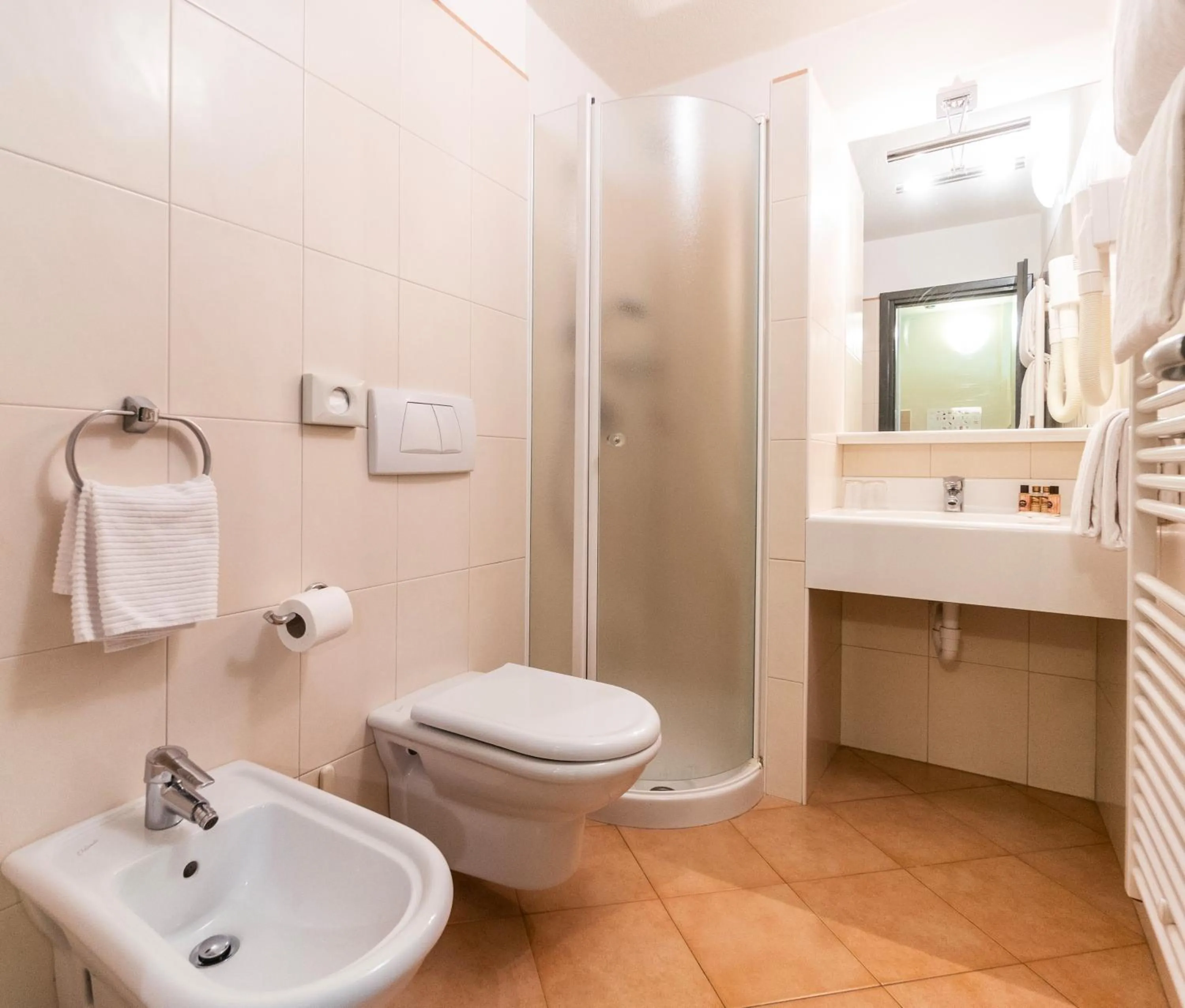 Toilet in Ambiez Residencehotel