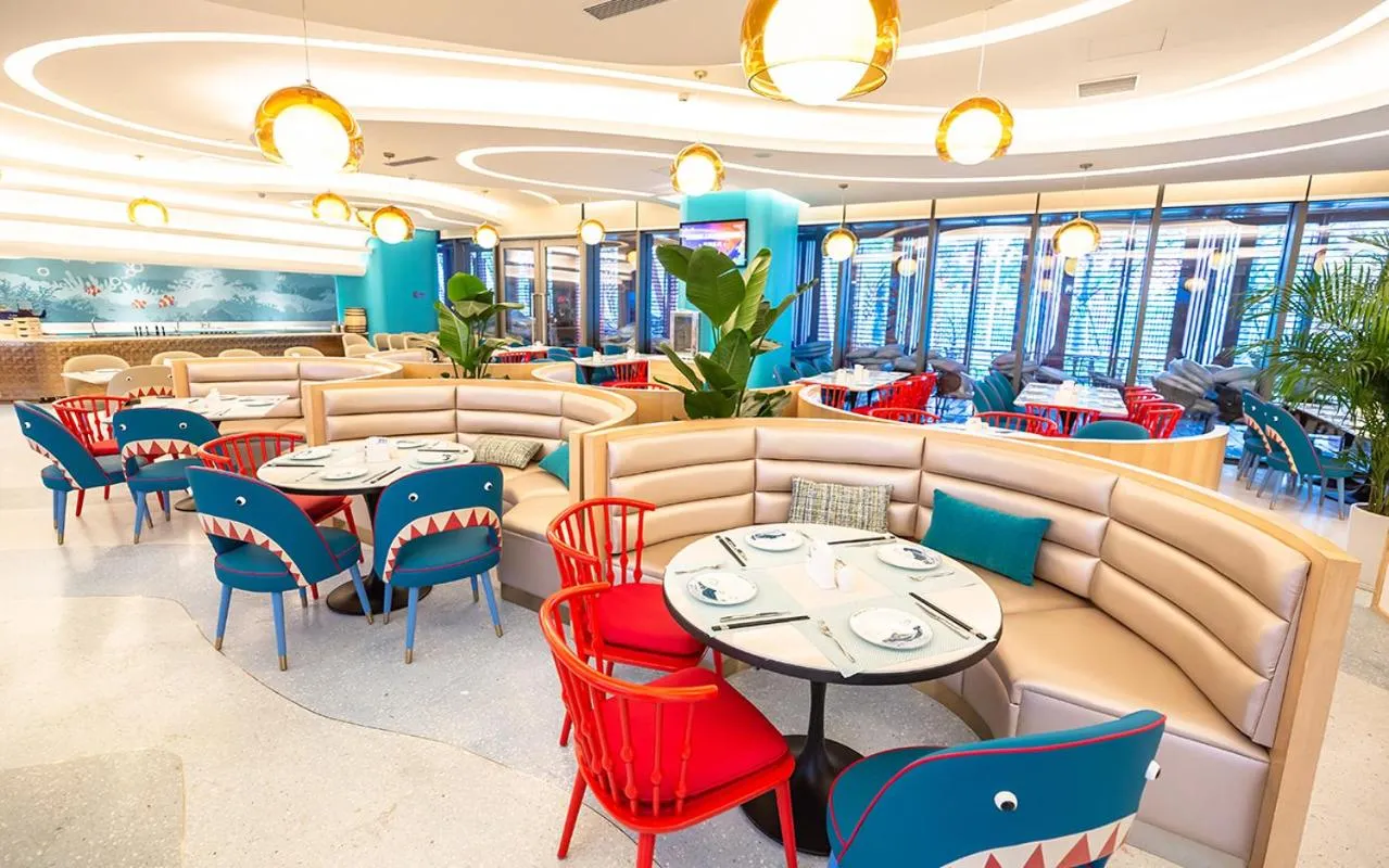 Restaurant/places to eat in Shanghai Haichang Ocean Park Resort Hotel