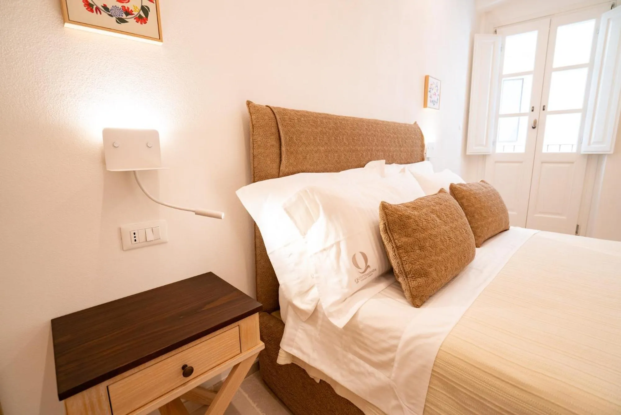 Bedroom, Bed in Quintessenza Luxury Domus