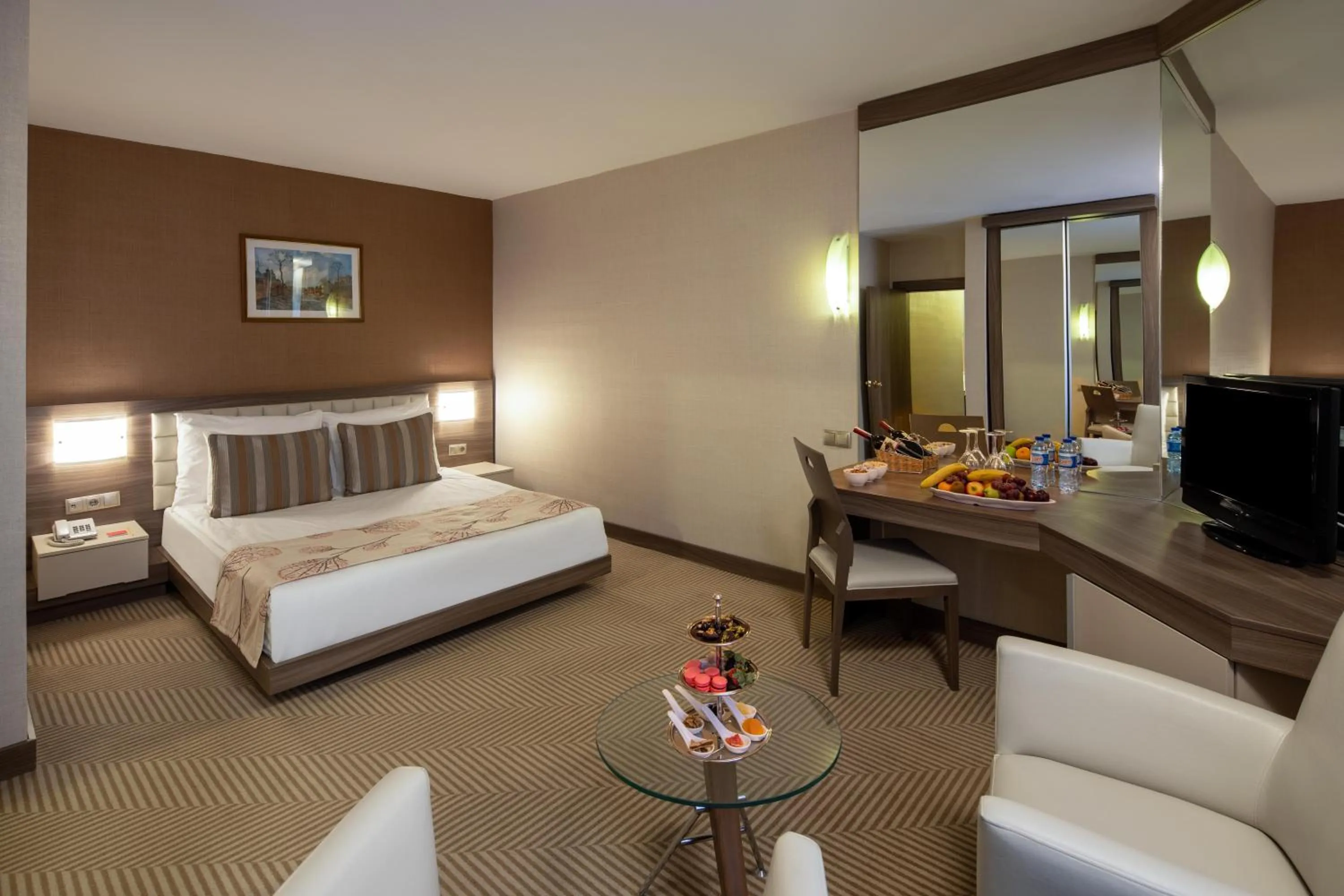 Photo of the whole room, Bed in Dorukkaya Ski & Mountain Resort