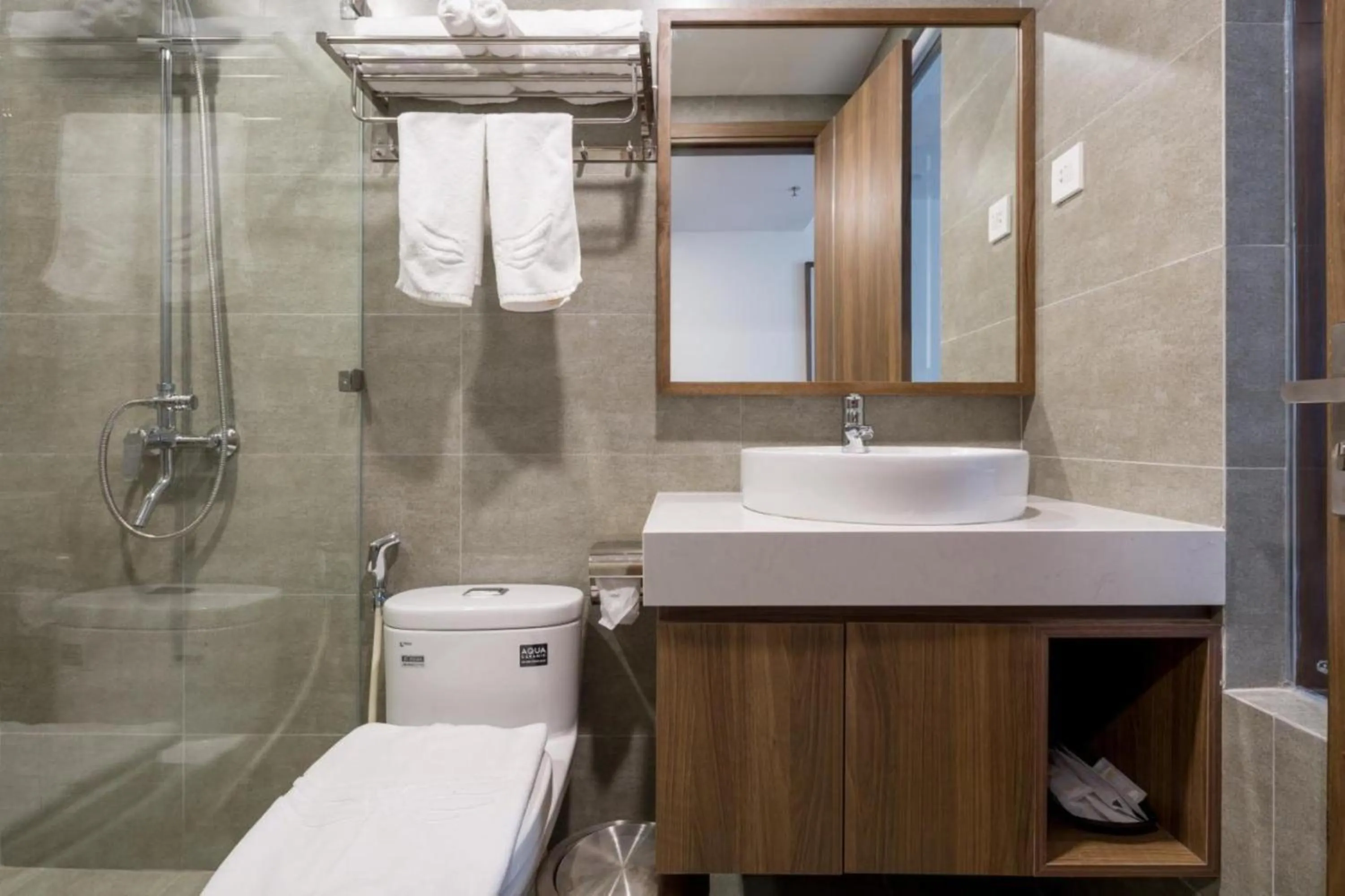 Bathroom in Amunra Ocean Hotel