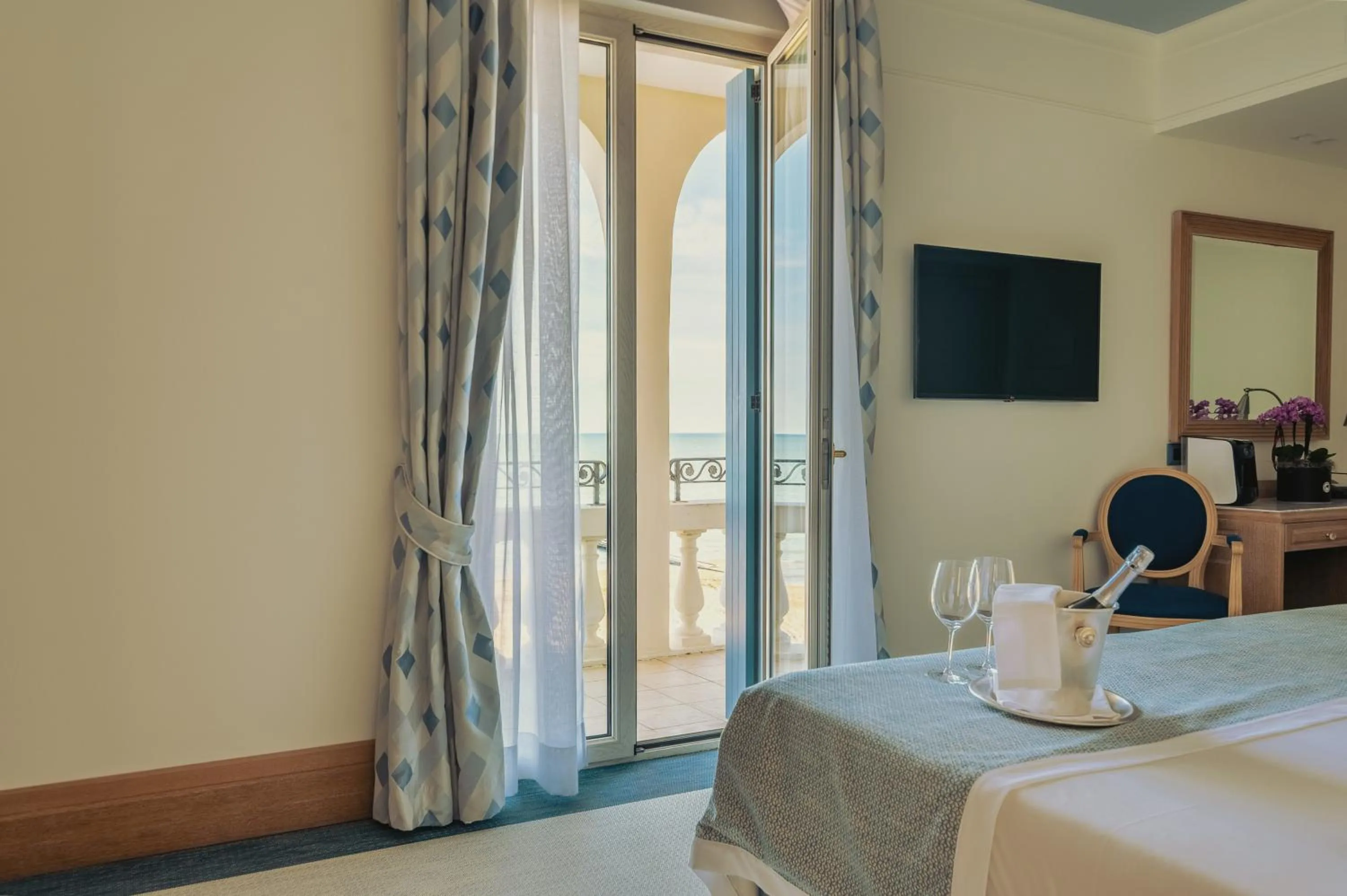 Sea view, Bed in Casa Bianca Al Mare