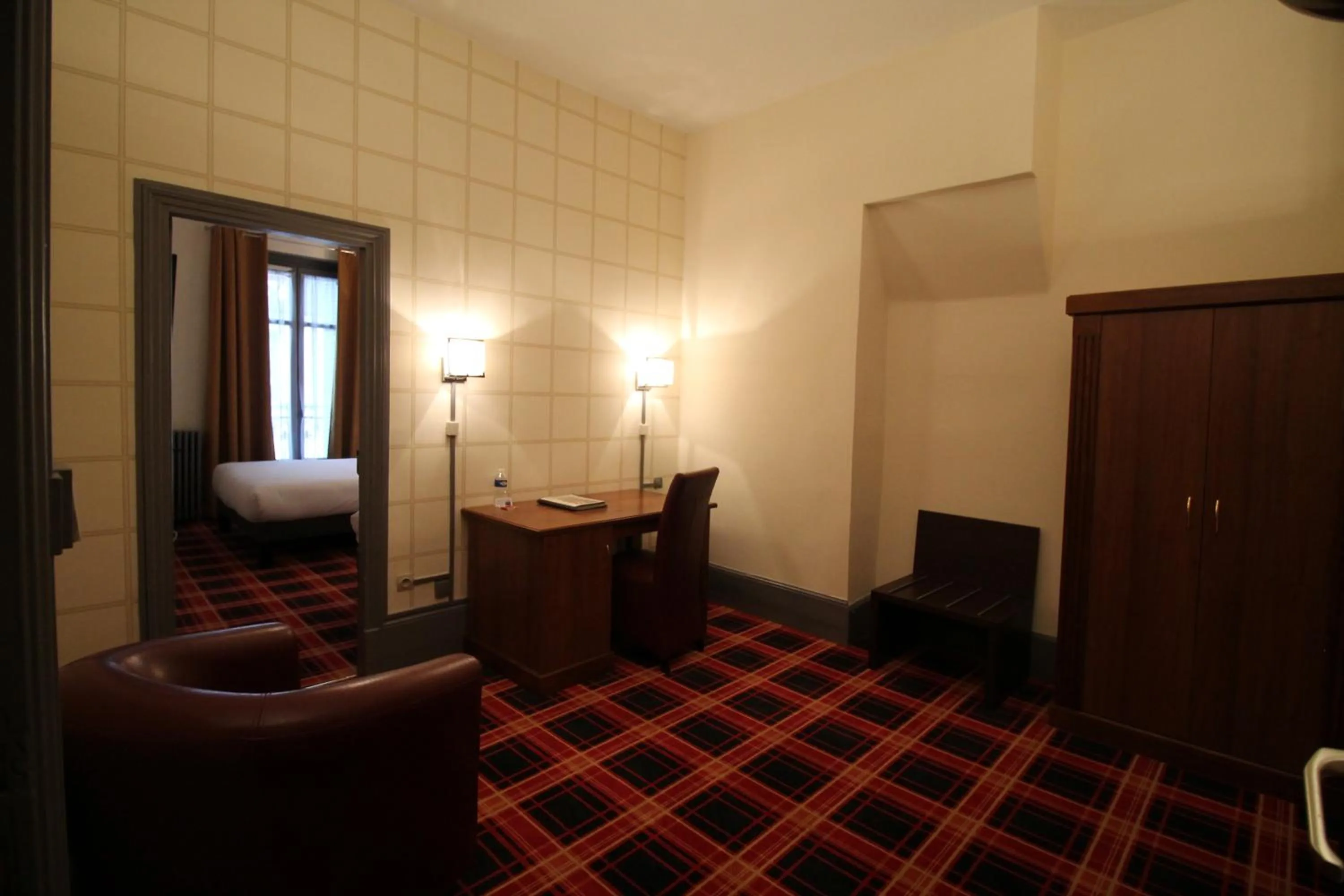 Photo of the whole room in Hotel Le Jacquemart