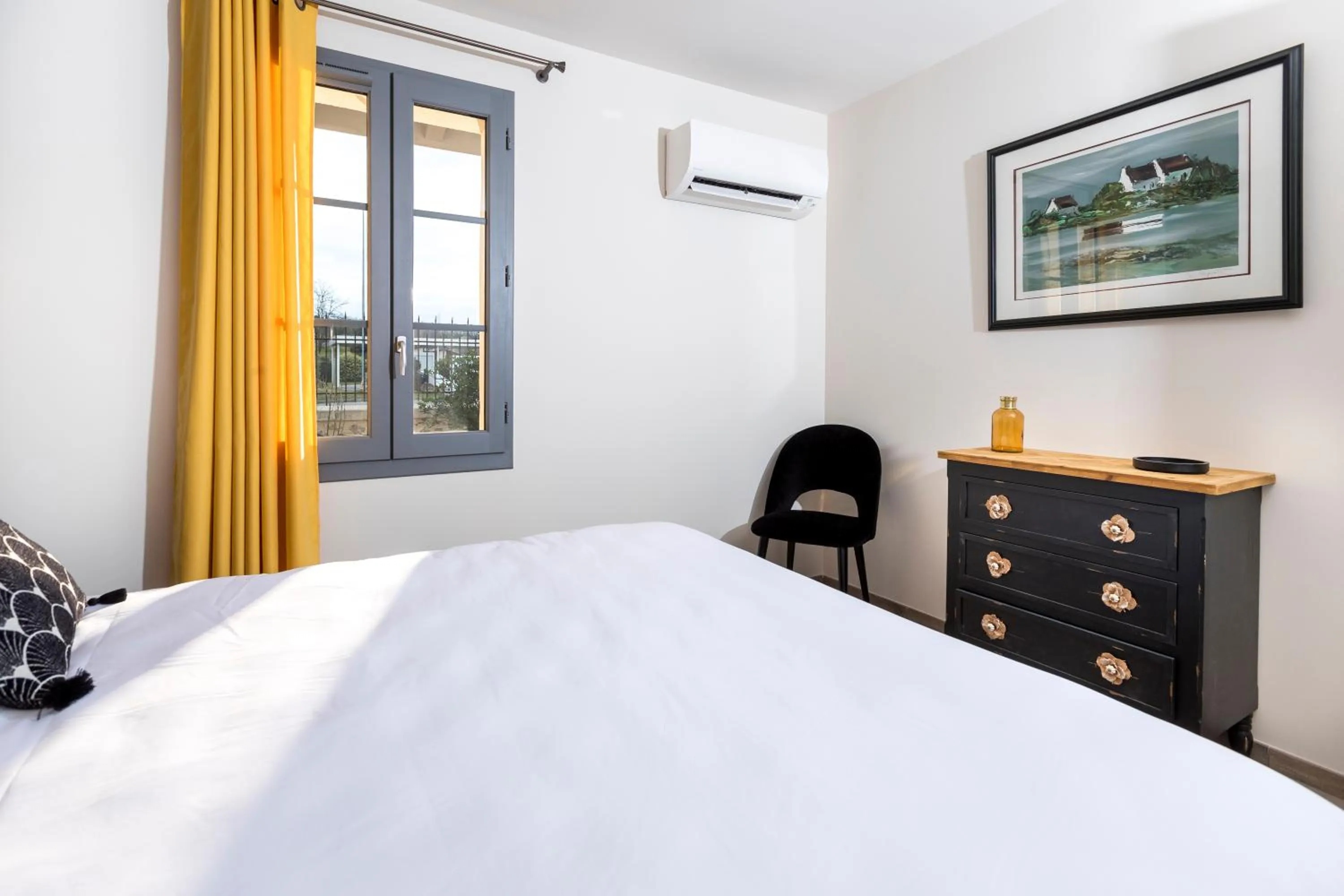 Bed in Hotel Clos Castel Villas Spa