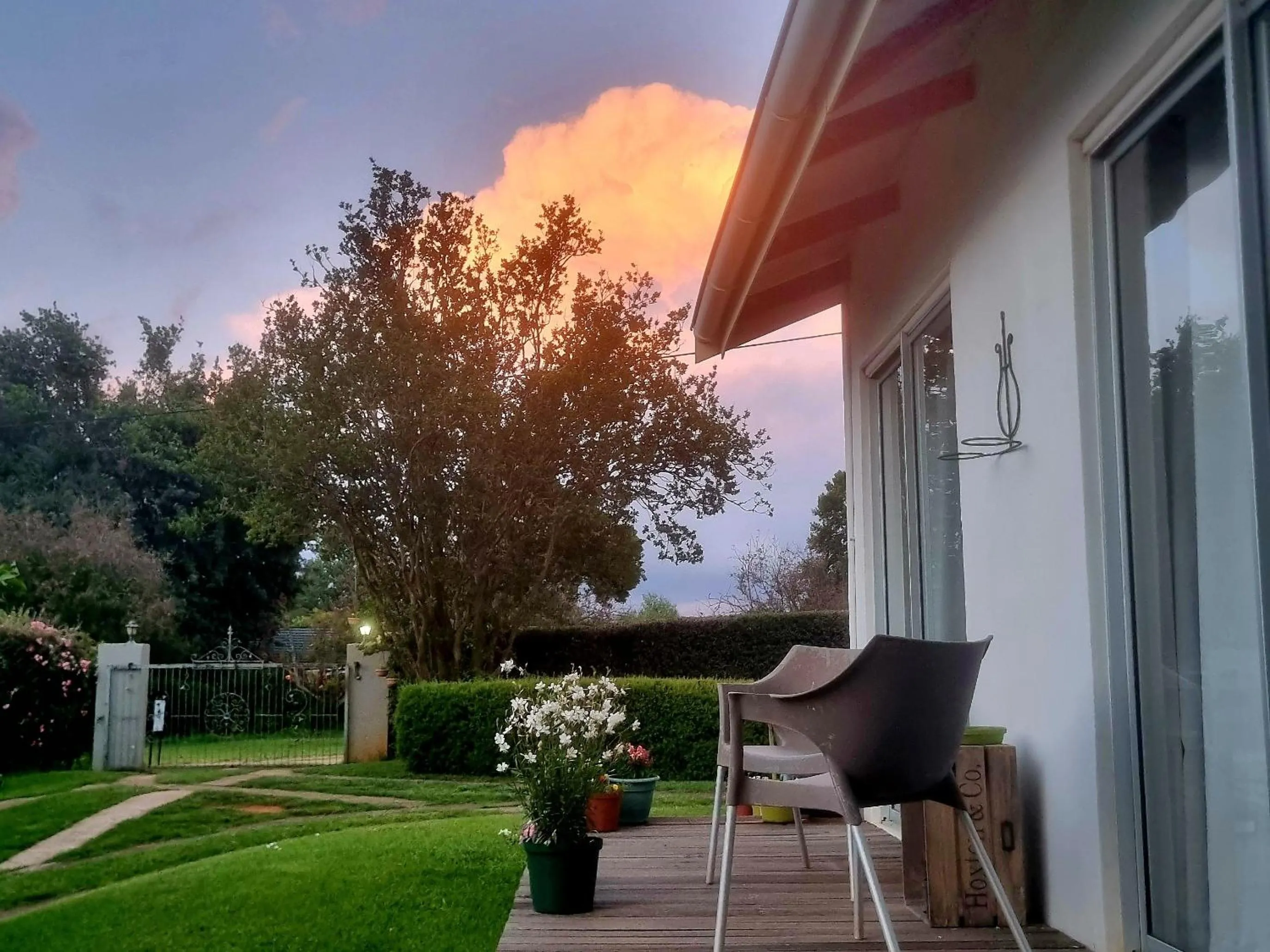 The Cottage on the Corner