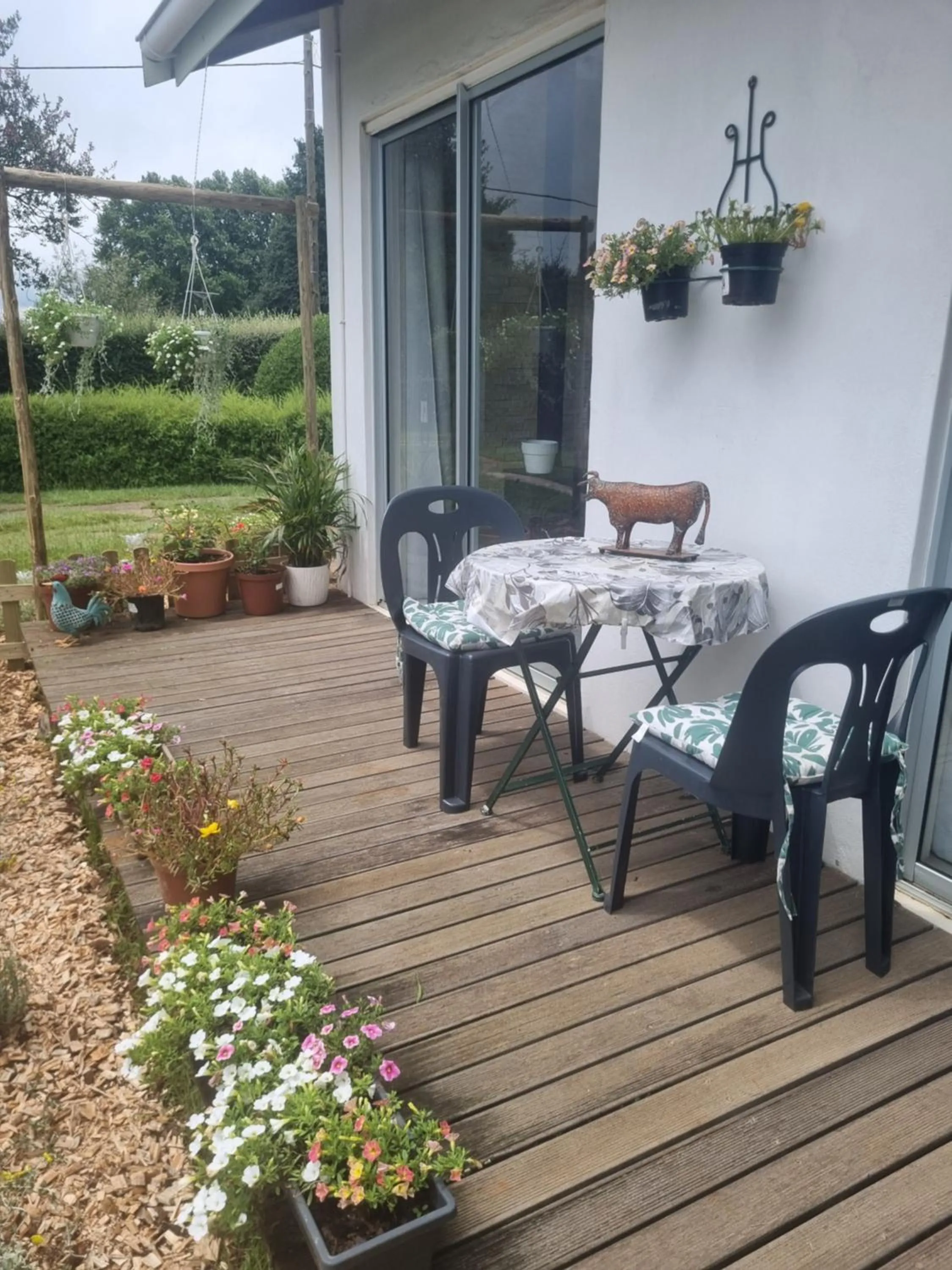 The Cottage on the Corner