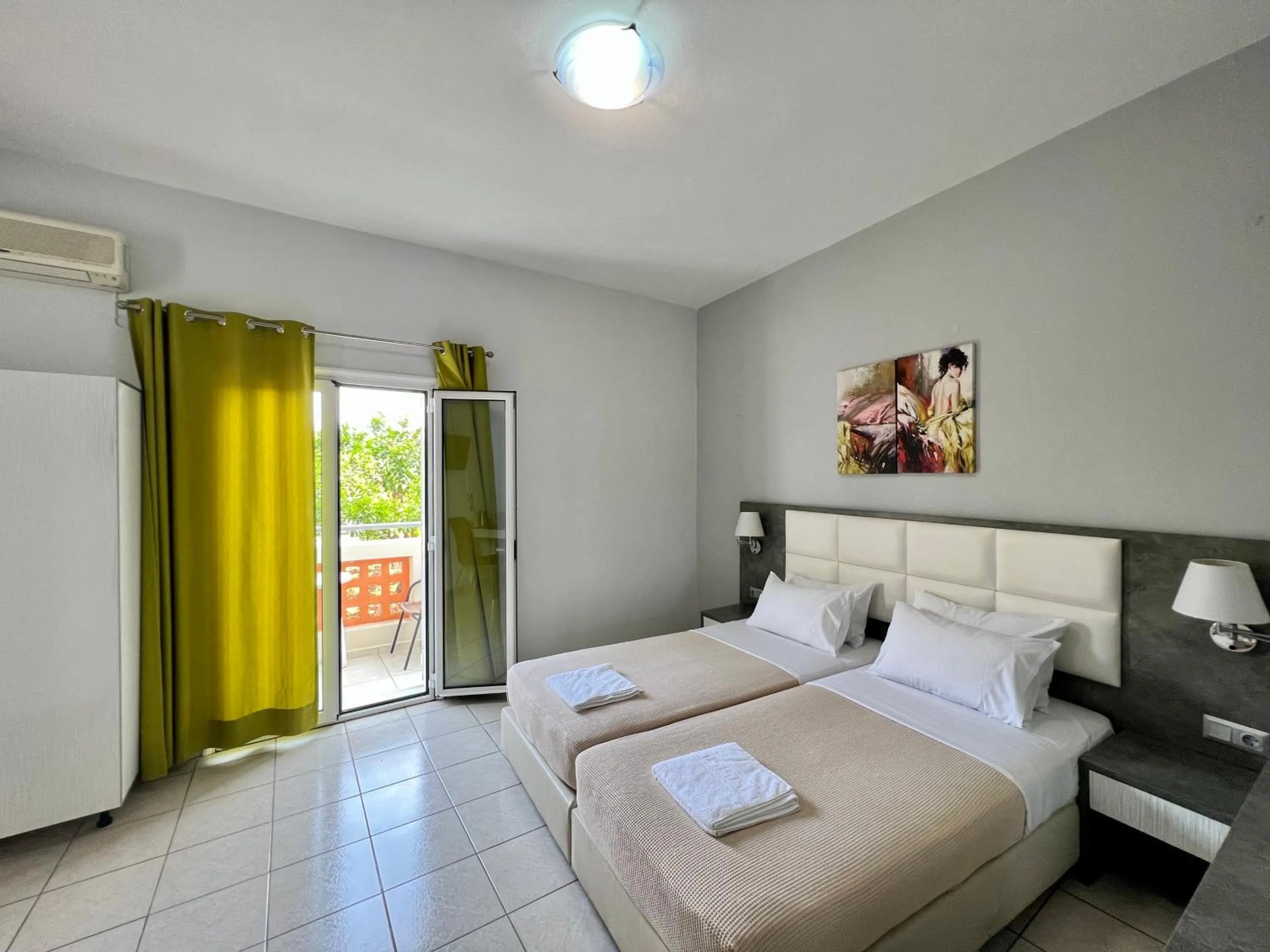 Bed in Maria Hotel Sisi