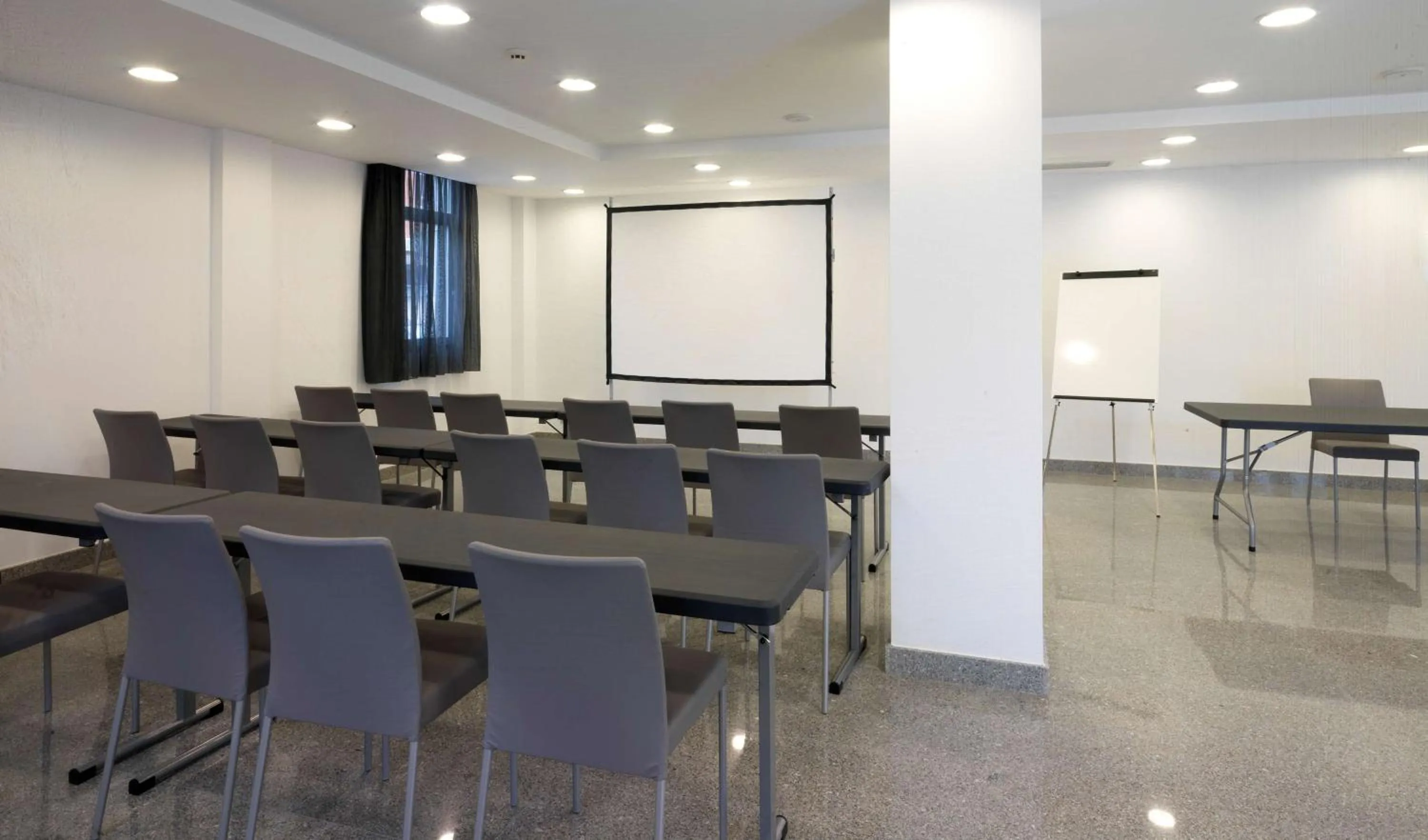 Meeting/conference room in NH La Avanzada