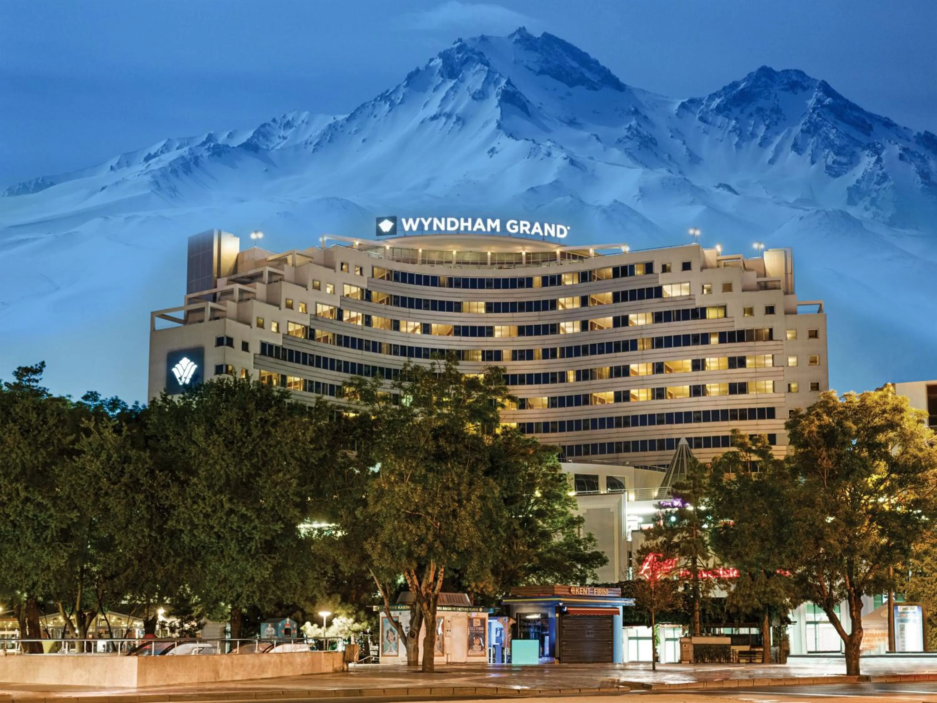 Property building in Wyndham Grand Kayseri