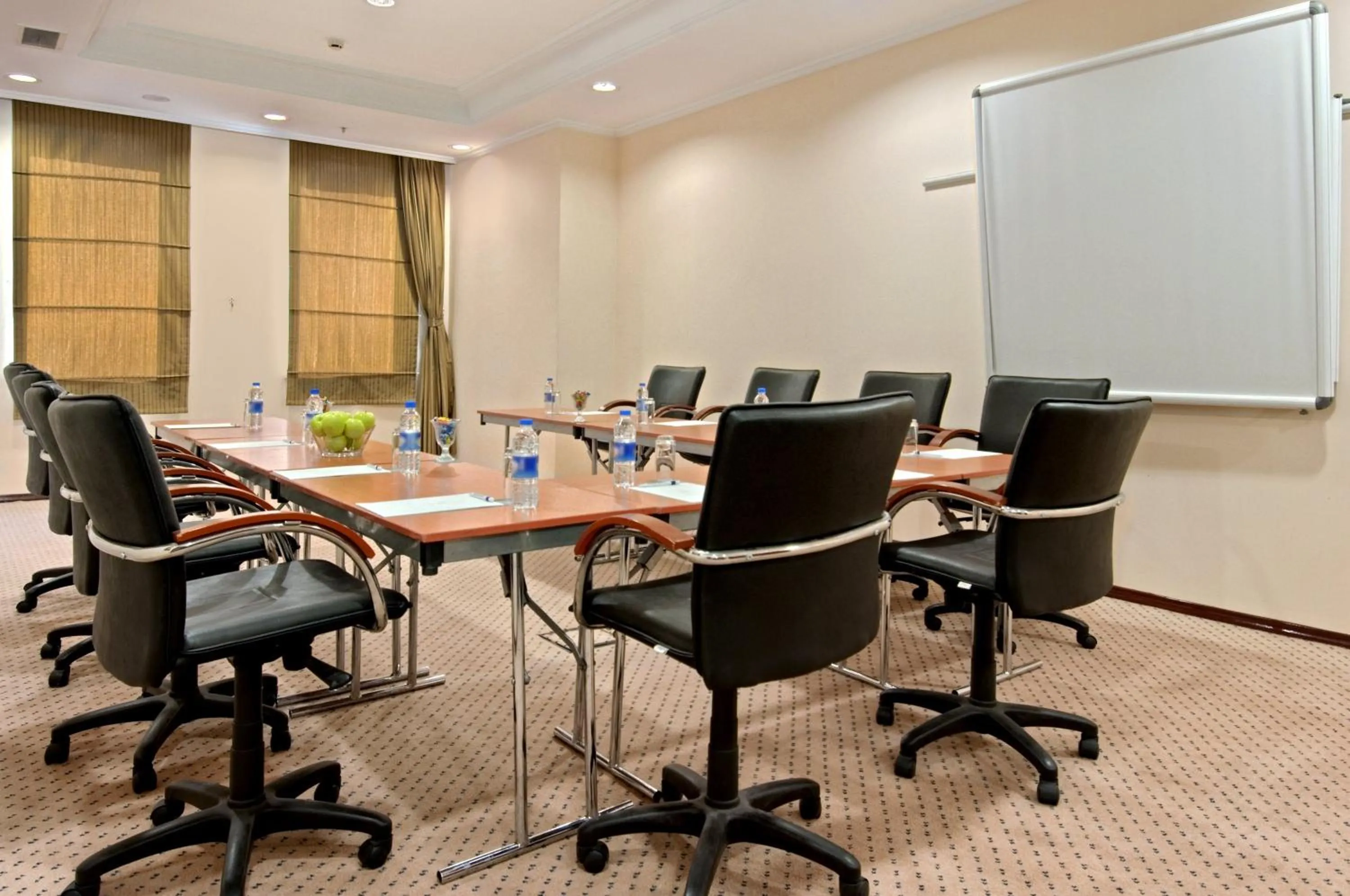 Business facilities in Wyndham Grand Kayseri