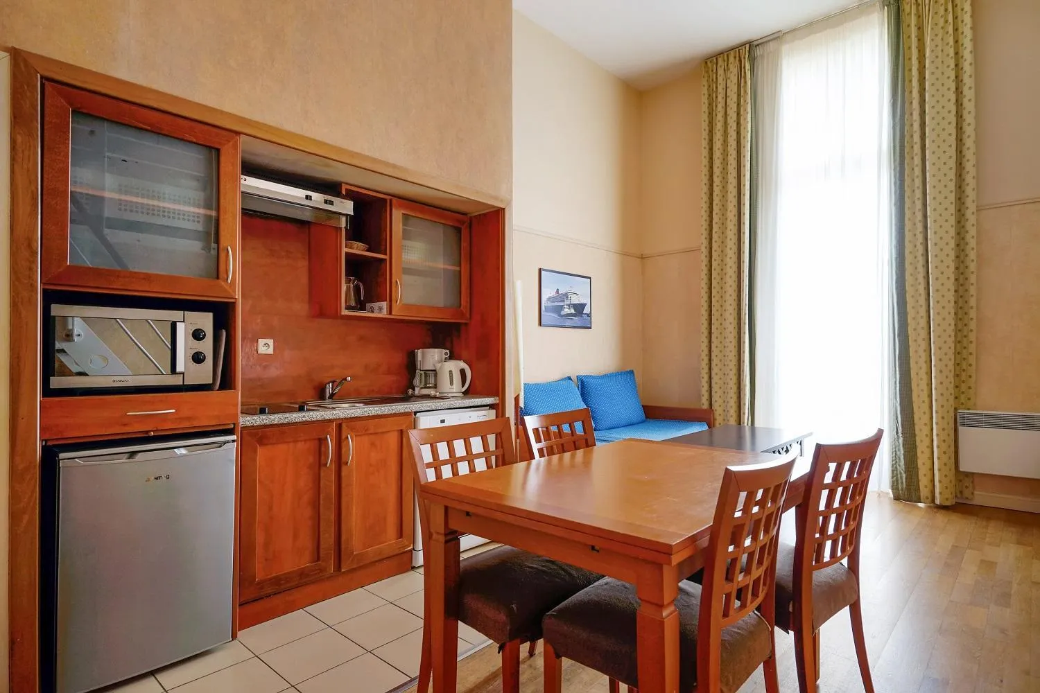 Kitchen or kitchenette in Residence Saint Goustan - maeva Home