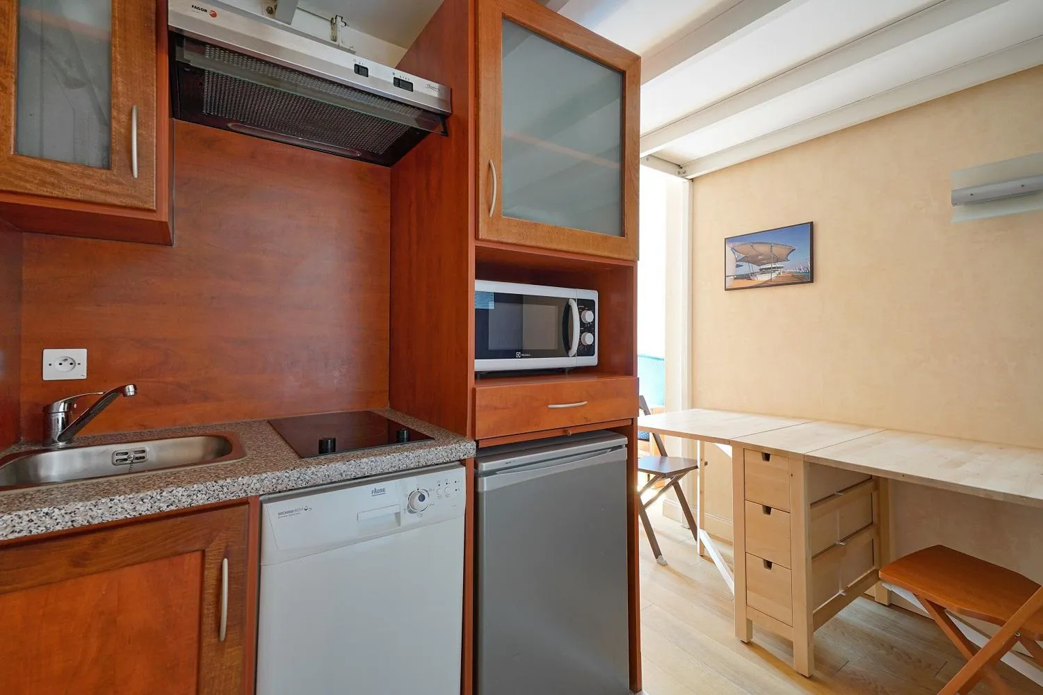 Kitchen or kitchenette in Residence Saint Goustan - maeva Home