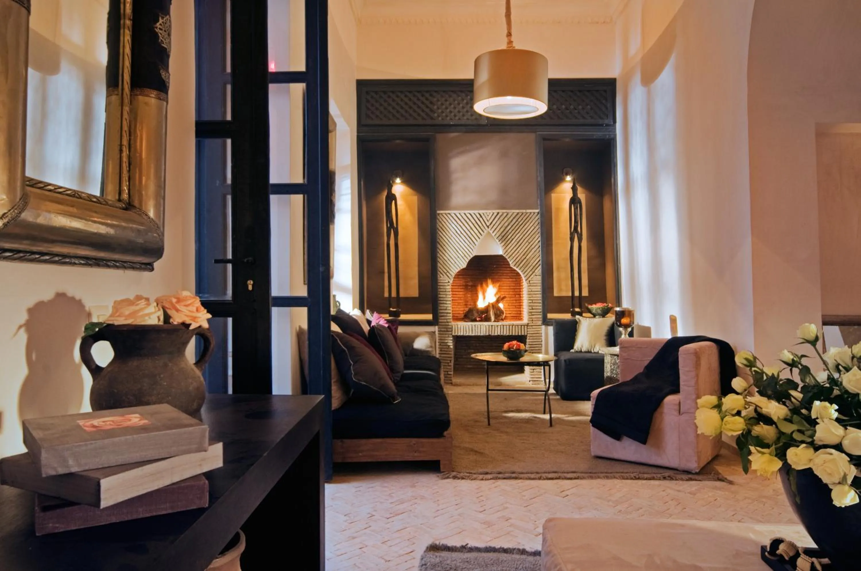 Communal lounge/ TV room in Riad Capaldi