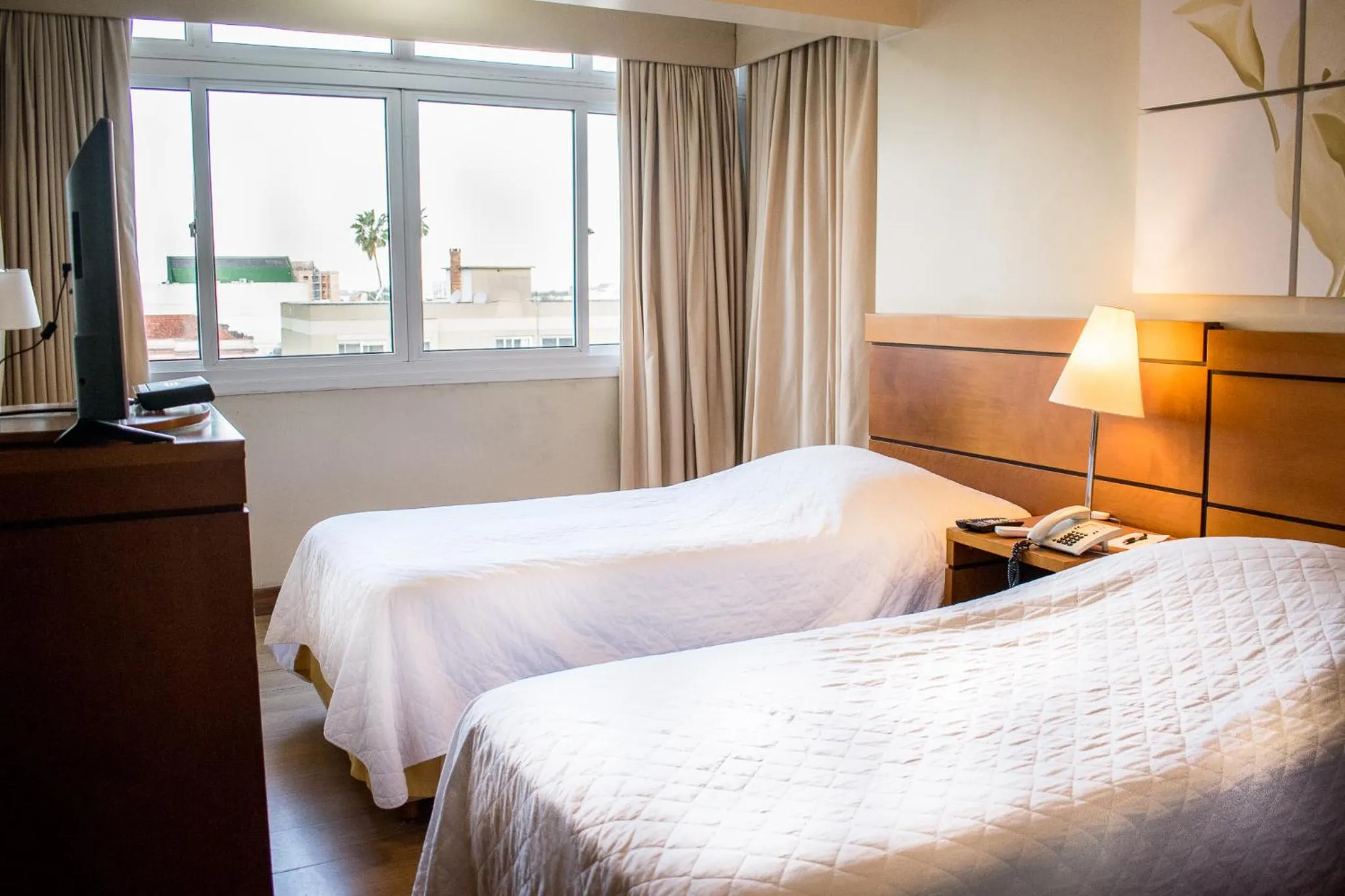 Bed in Hotel Jacques Georges Business