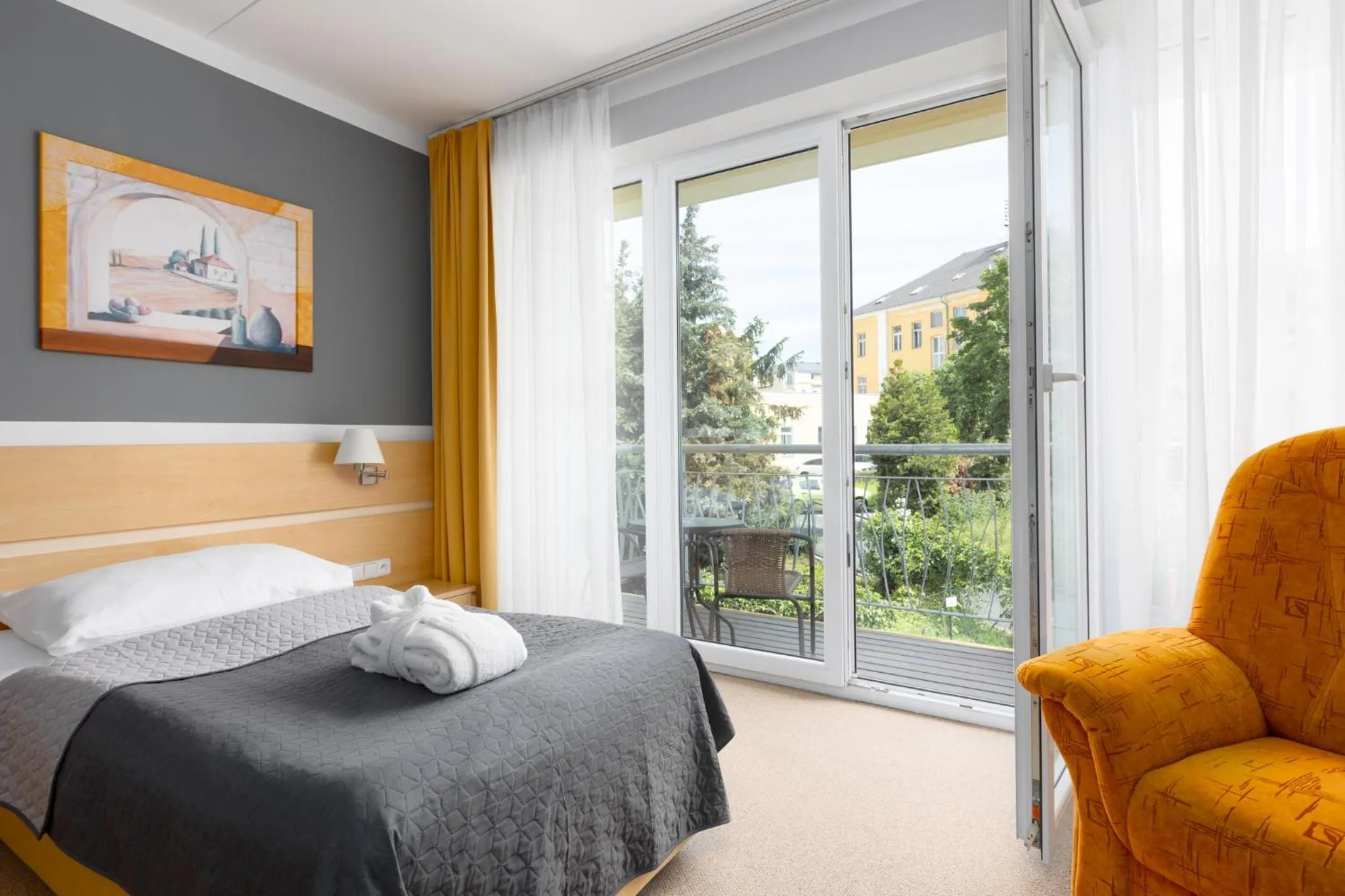 Double or Twin Room with Balcony in Kurhotel Brussel