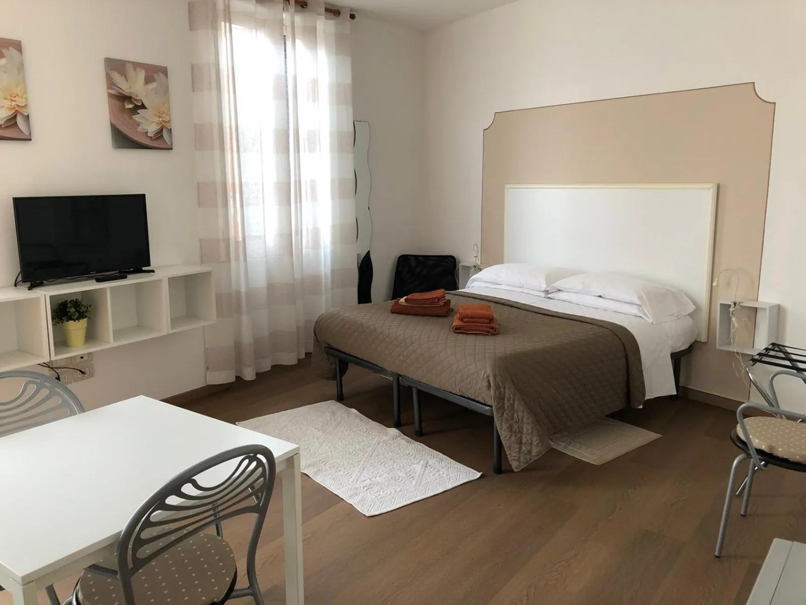 Bed in Residence Gloria