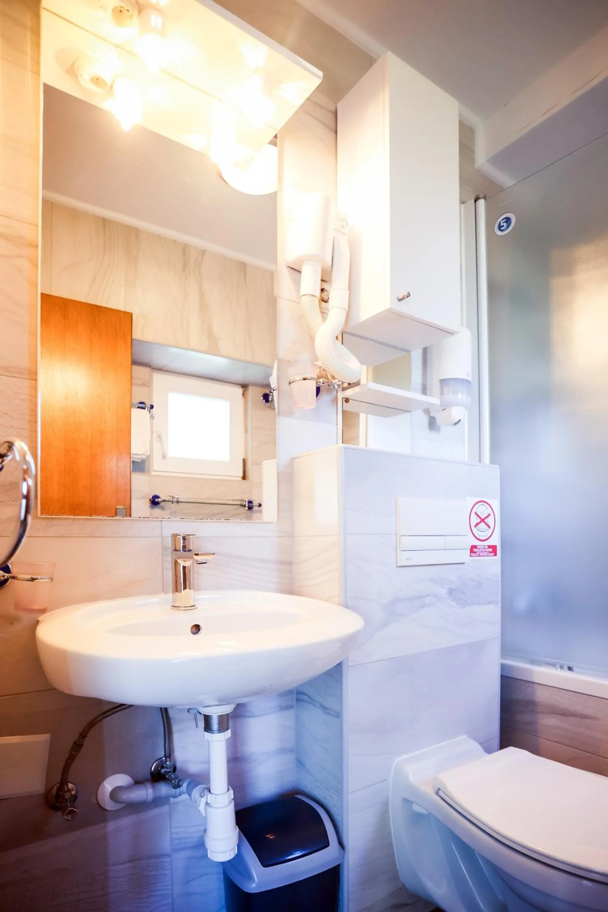 Bathroom in Hotel Garten