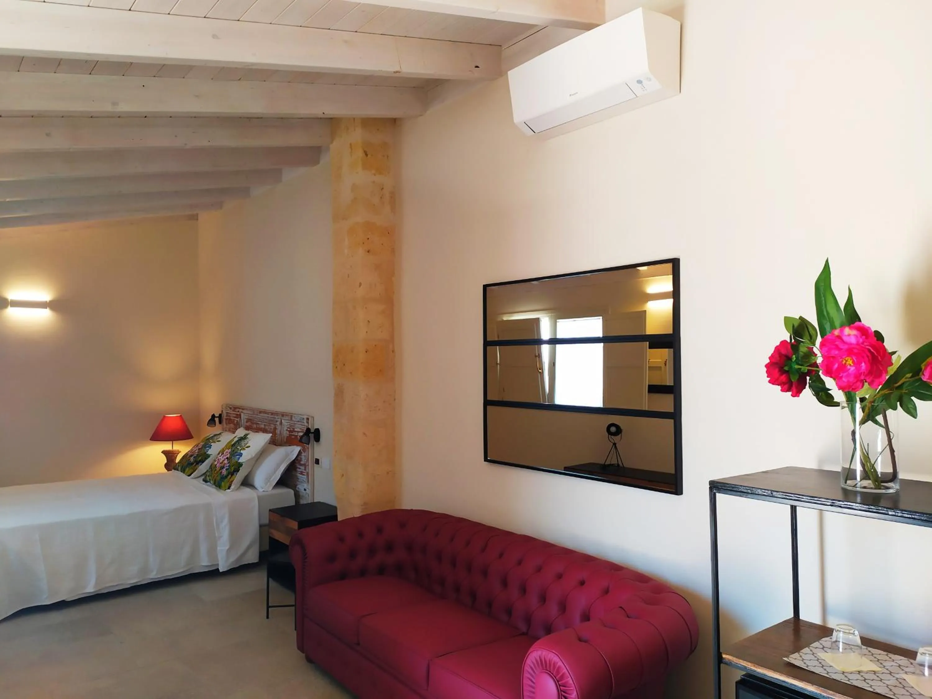 Photo of the whole room, Bed in Masseria Baroni Nuovi