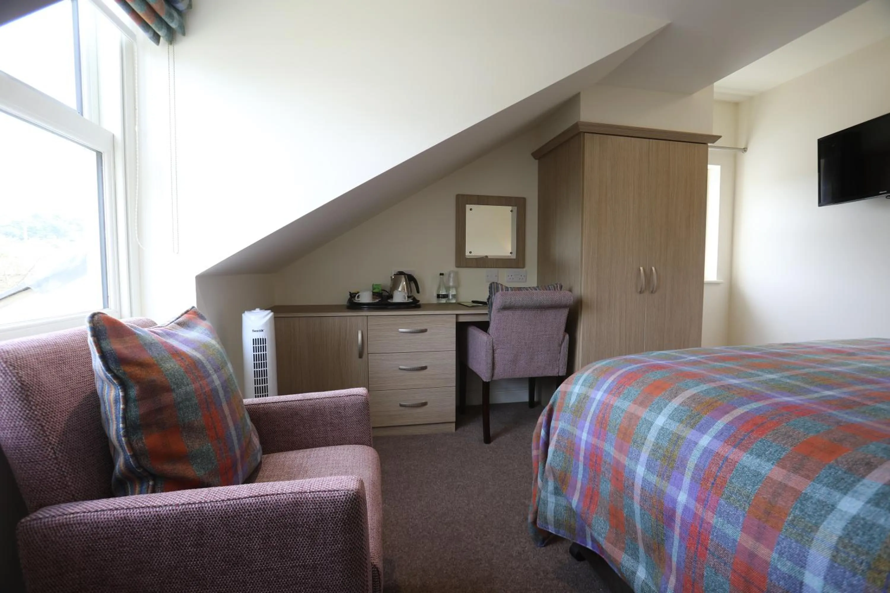 TV and multimedia, Bed in The Craven Heifer Inn