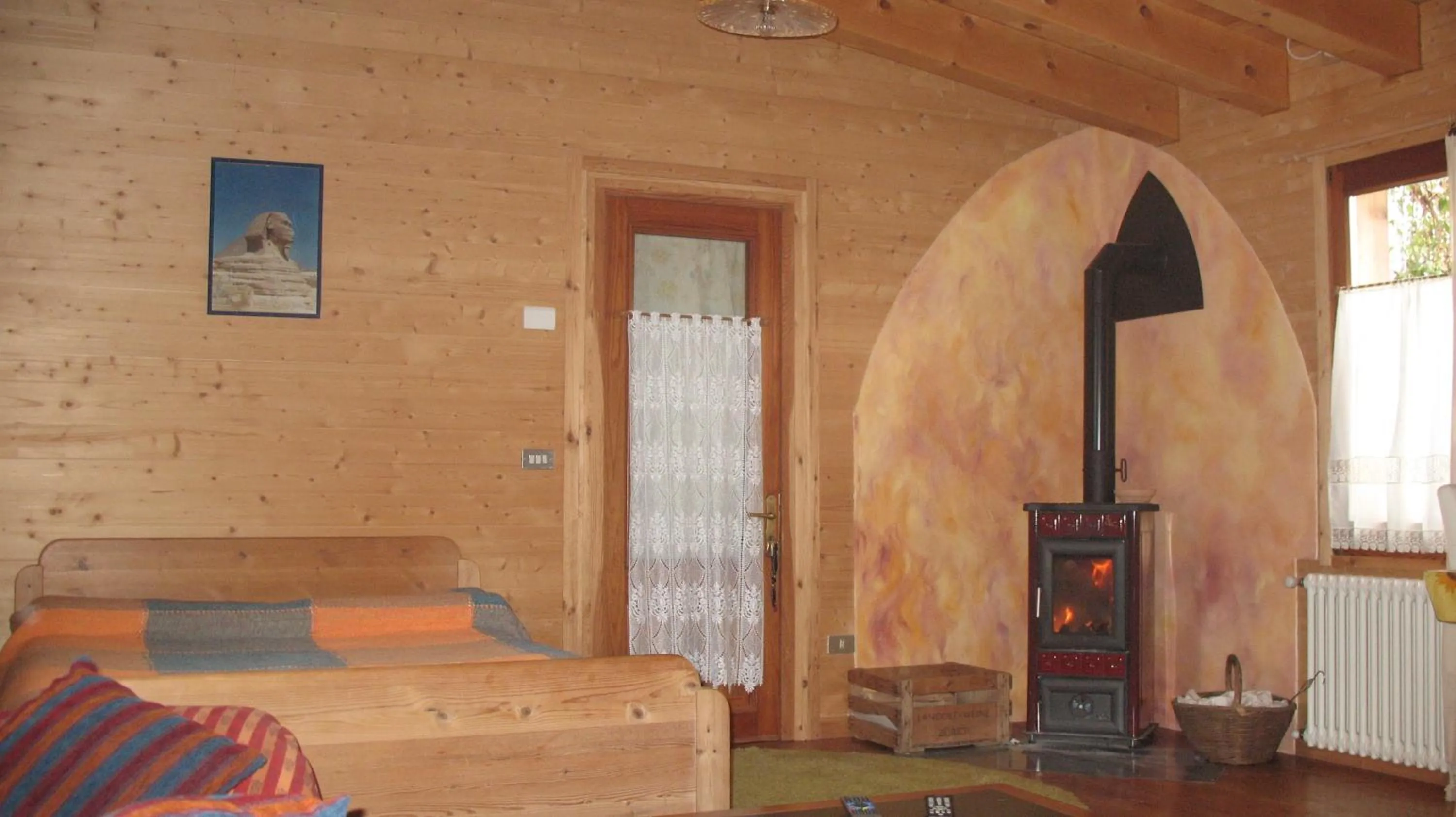 Decorative detail, Bed in BioAgriturismo Vegan Campo di Cielo