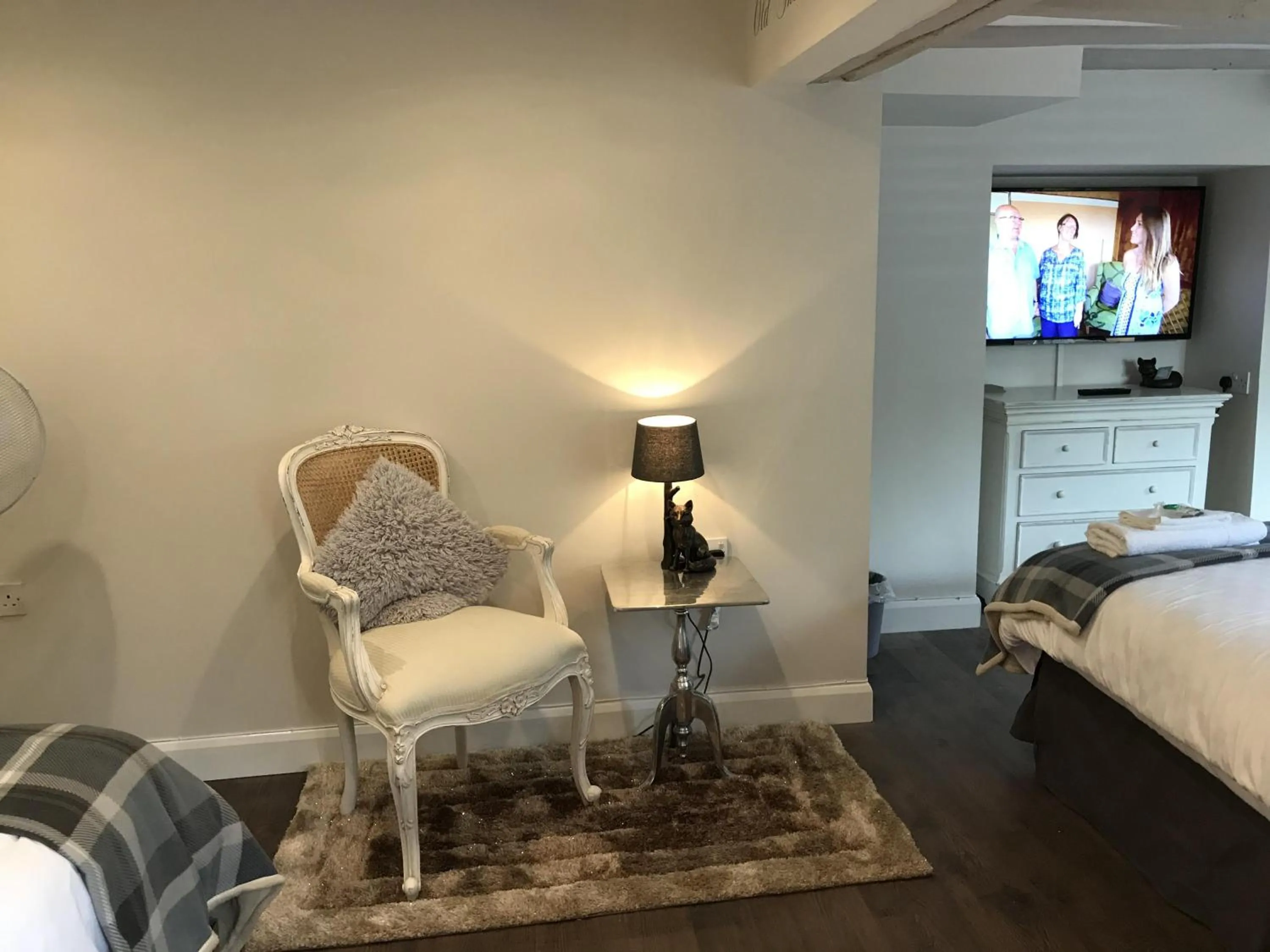 Bedroom, Bed in Old Thatch Bambers Green