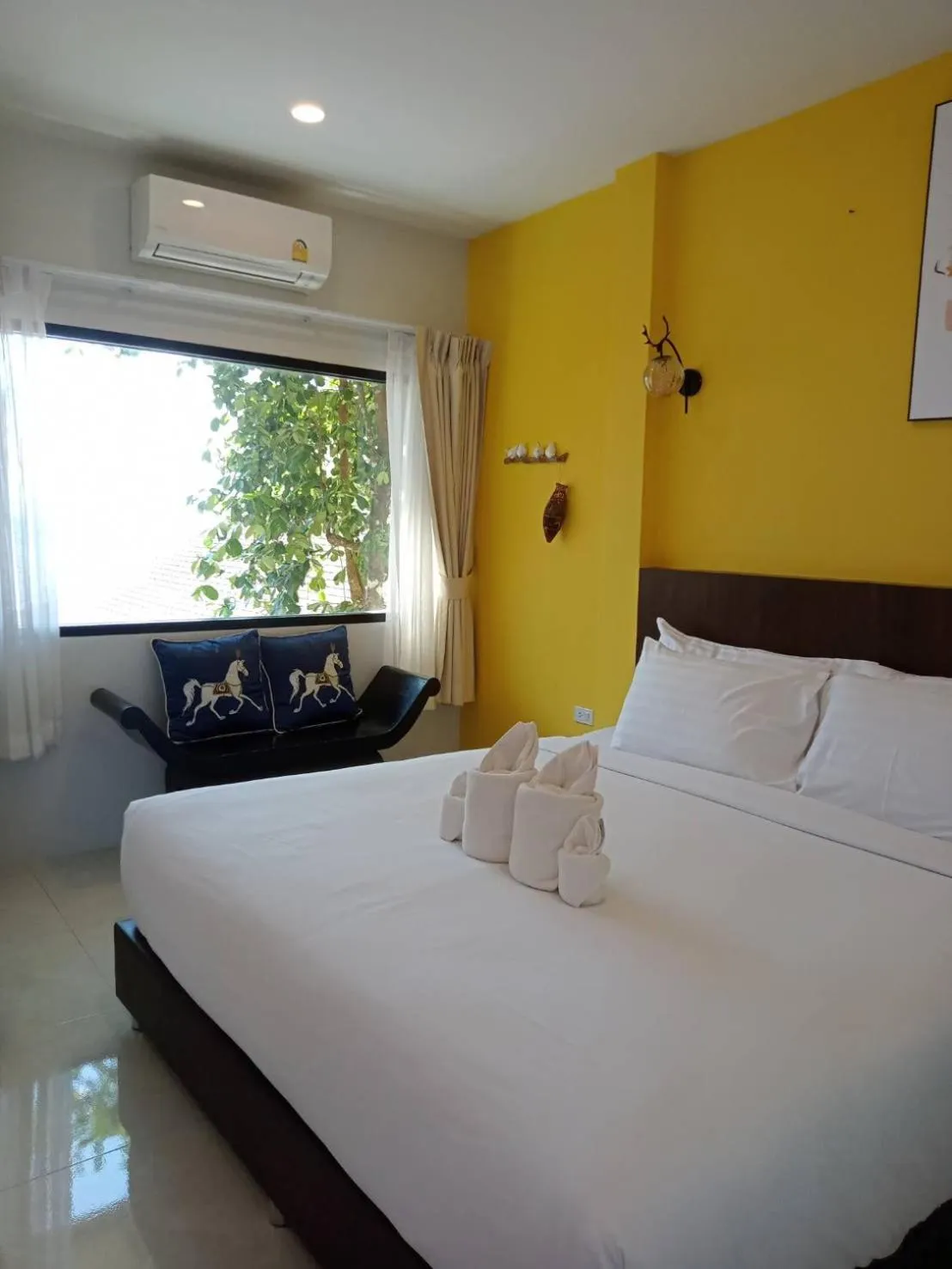 Bedroom, Bed in Blue Orchid Beach Krabi - SHA Certified