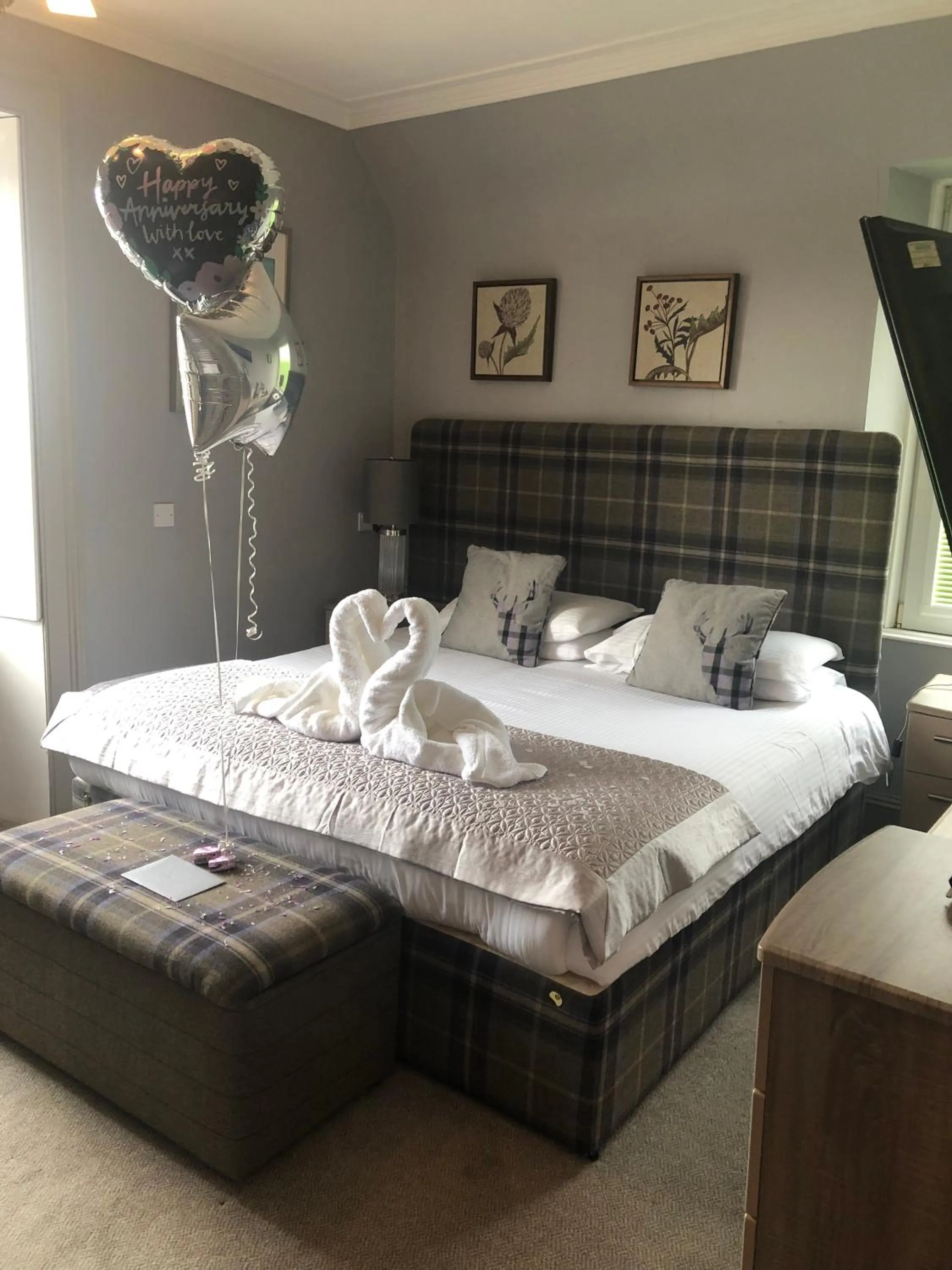 Bedroom, Bed in Redcliffe Hotel