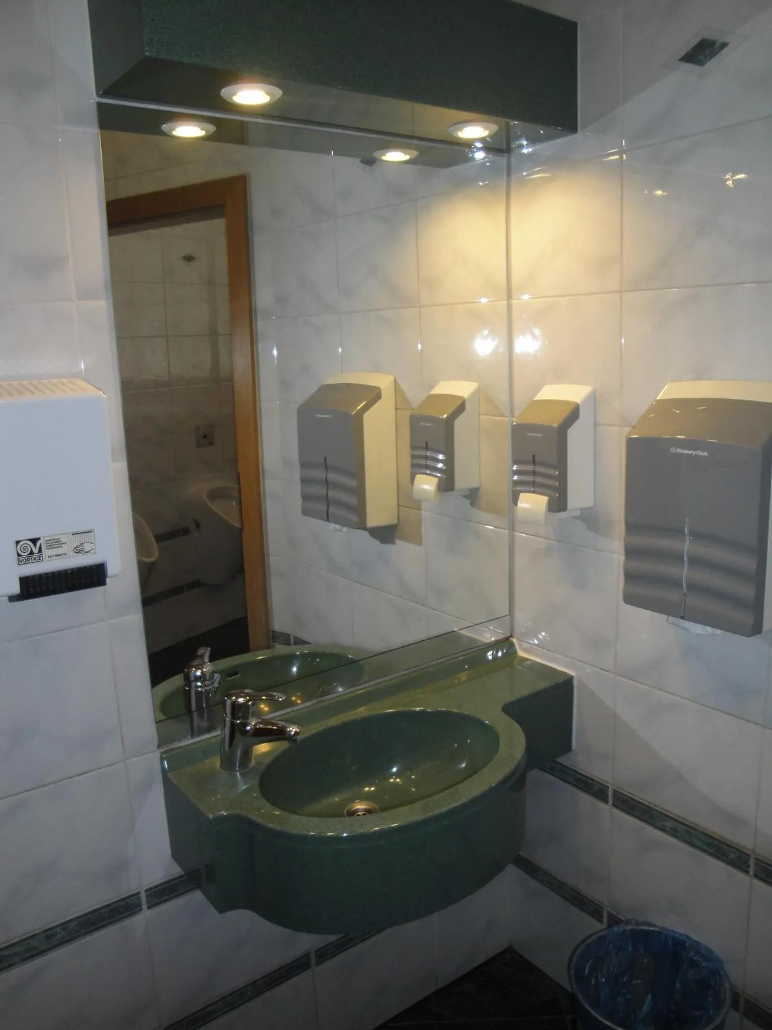 Bathroom in Hotel Trinity