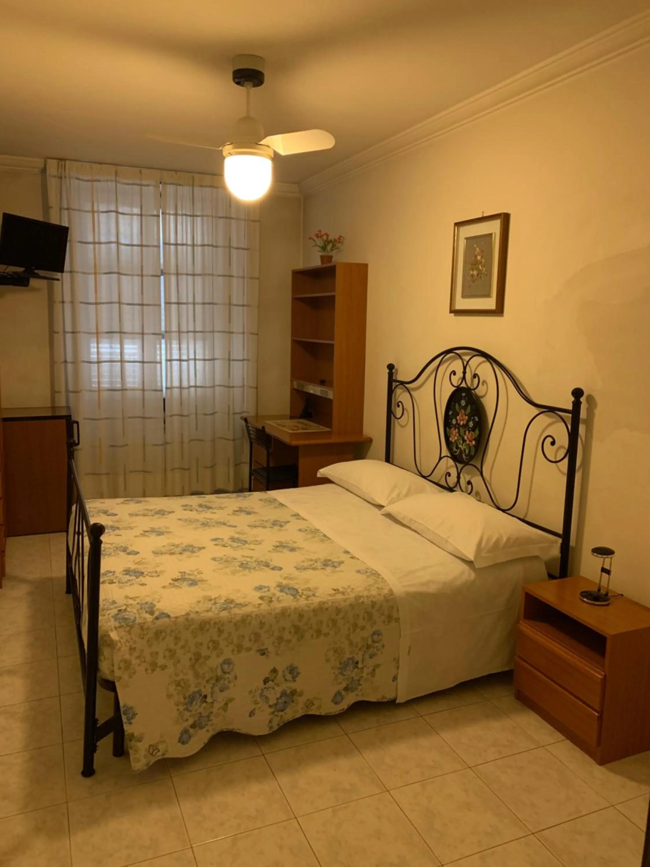 Bedroom, Bed in HOTEL ELENA