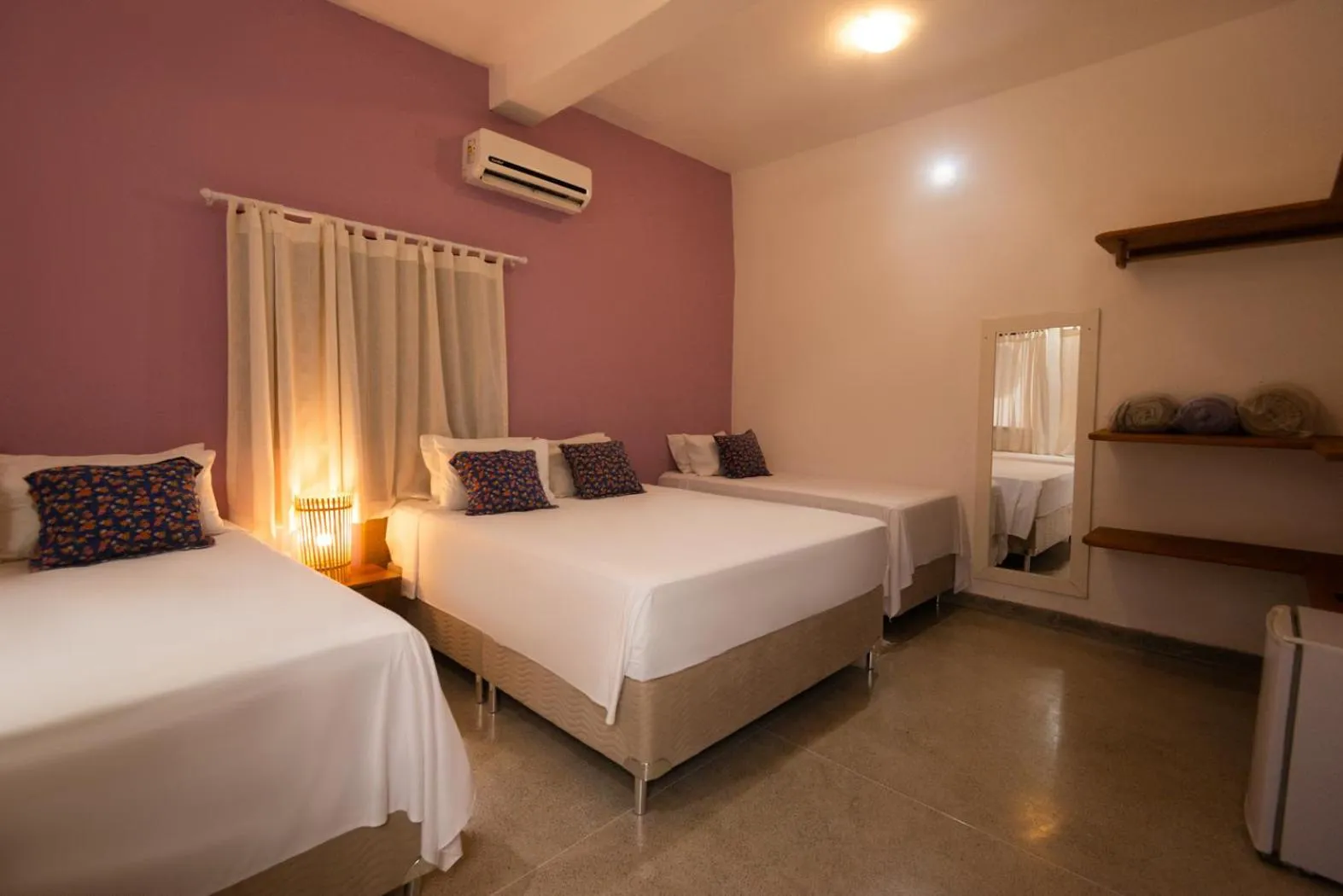 Photo of the whole room, Bed in Travel Inn Pousadas & Beach Club Trancoso