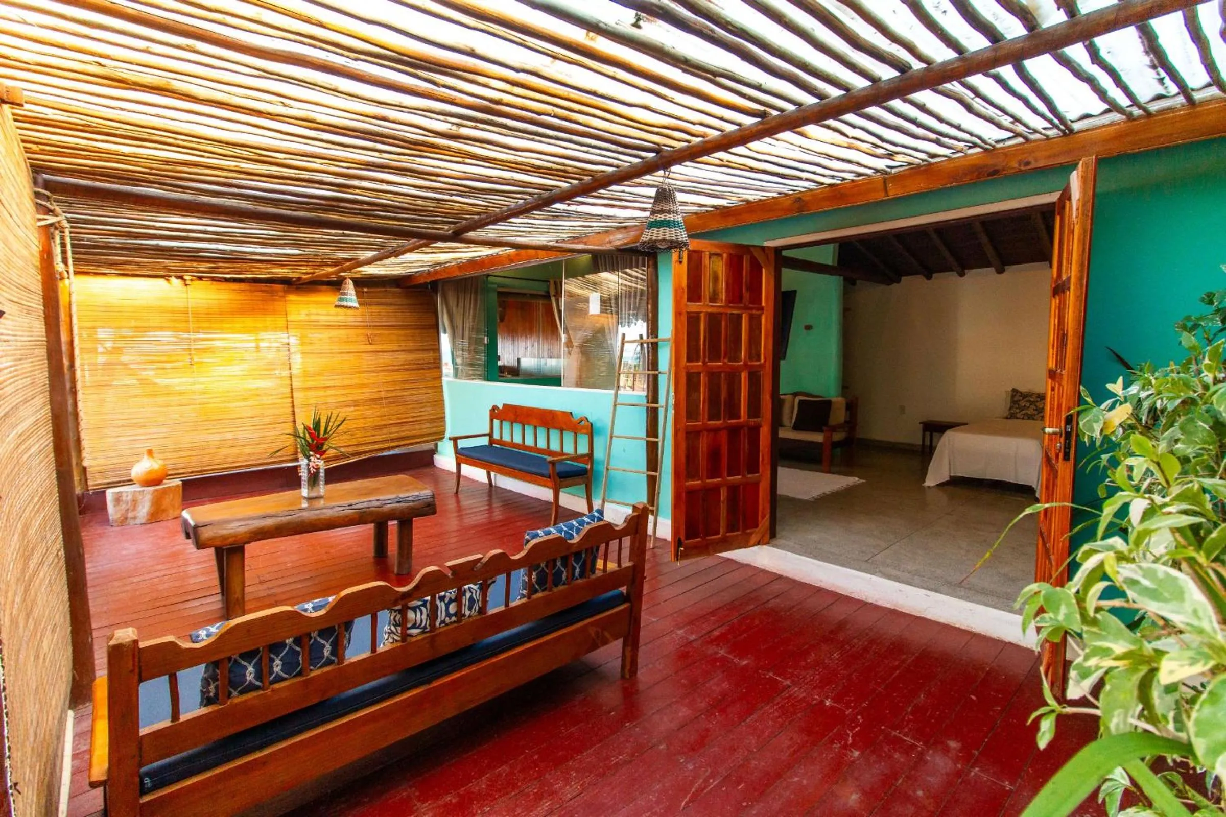 Seating area, Bed in Travel Inn Pousadas & Beach Club Trancoso