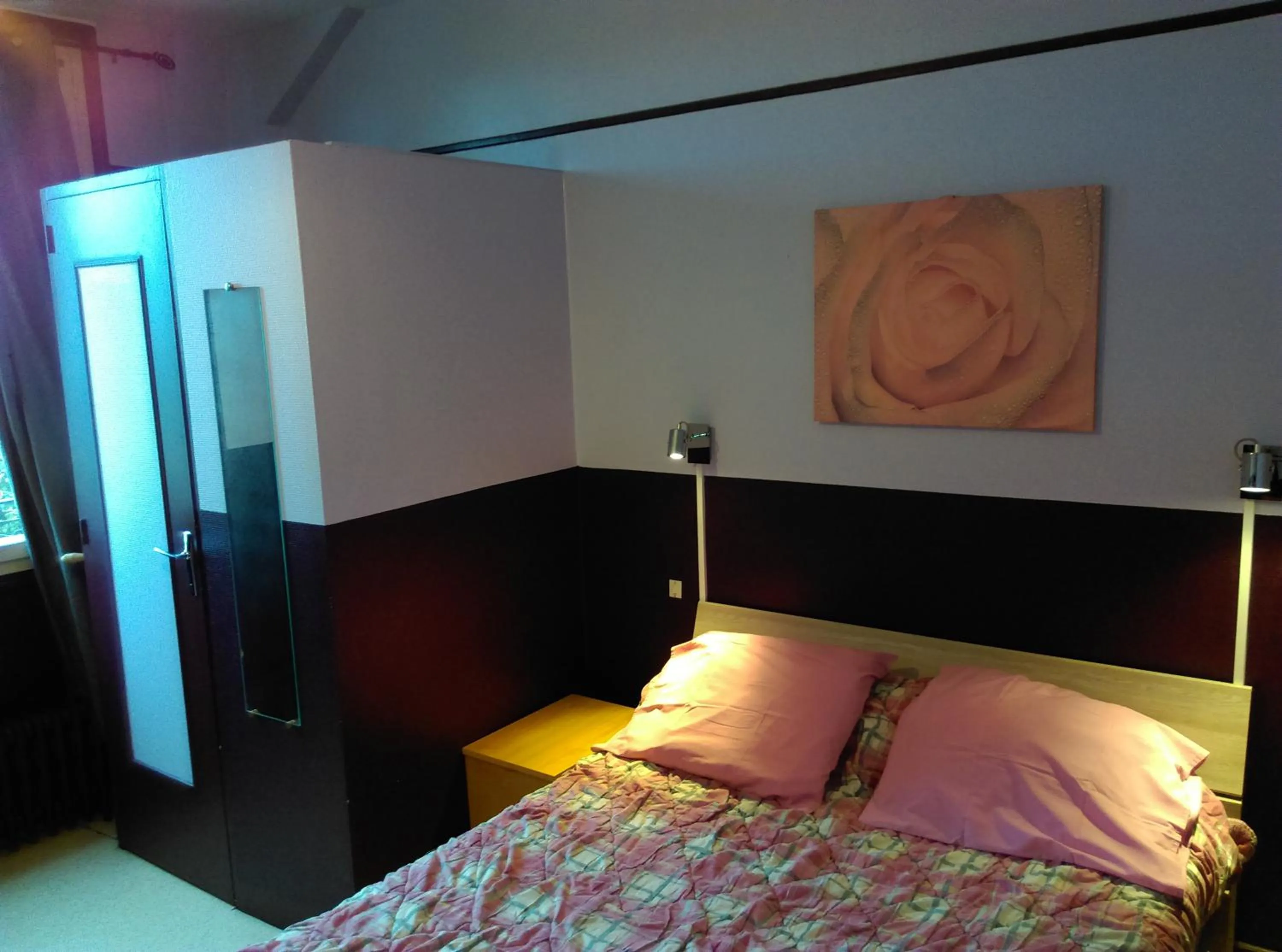 Photo of the whole room, Bed in Hotel le Rallye