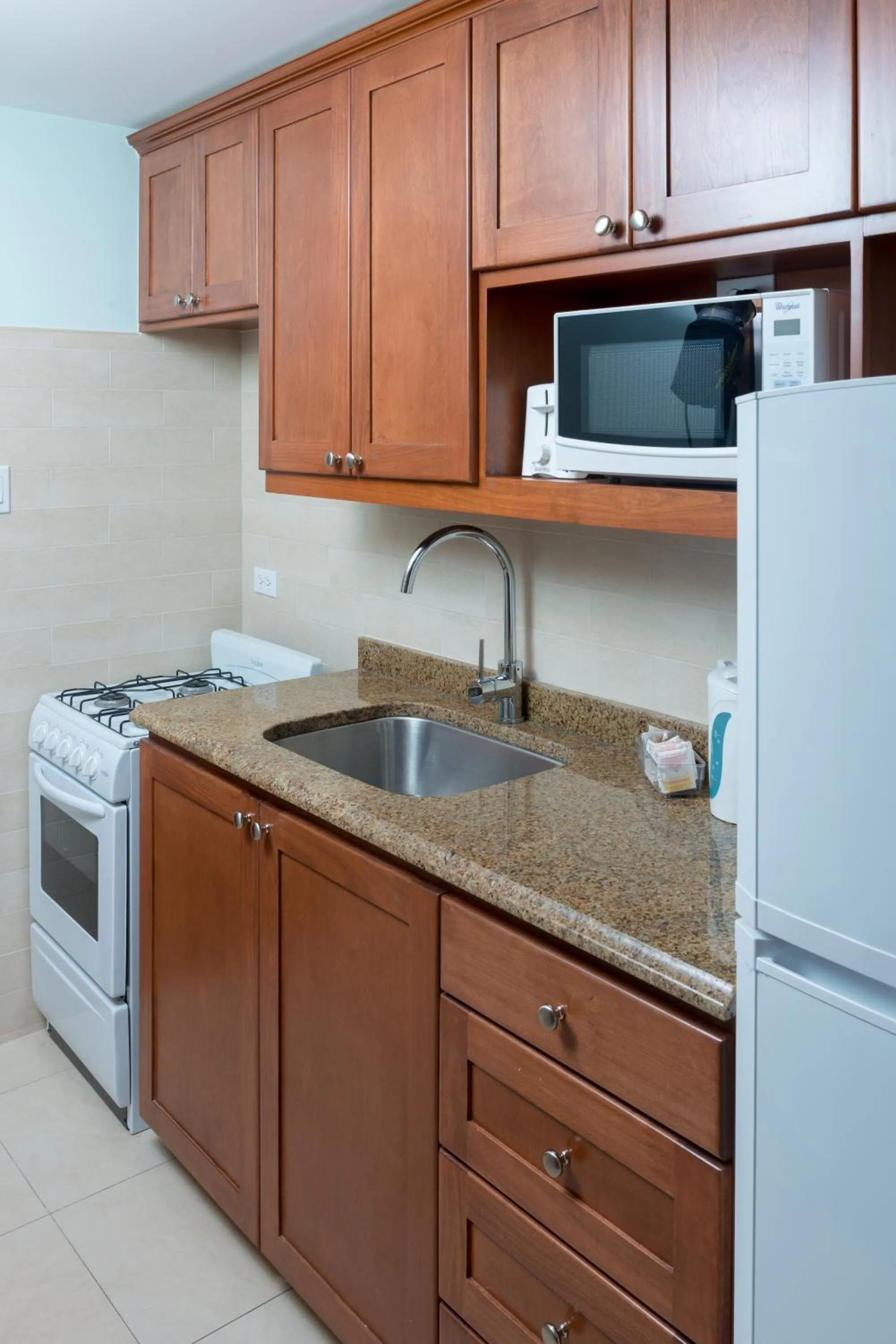 Kitchen or kitchenette in Yellow Bird Hotel
