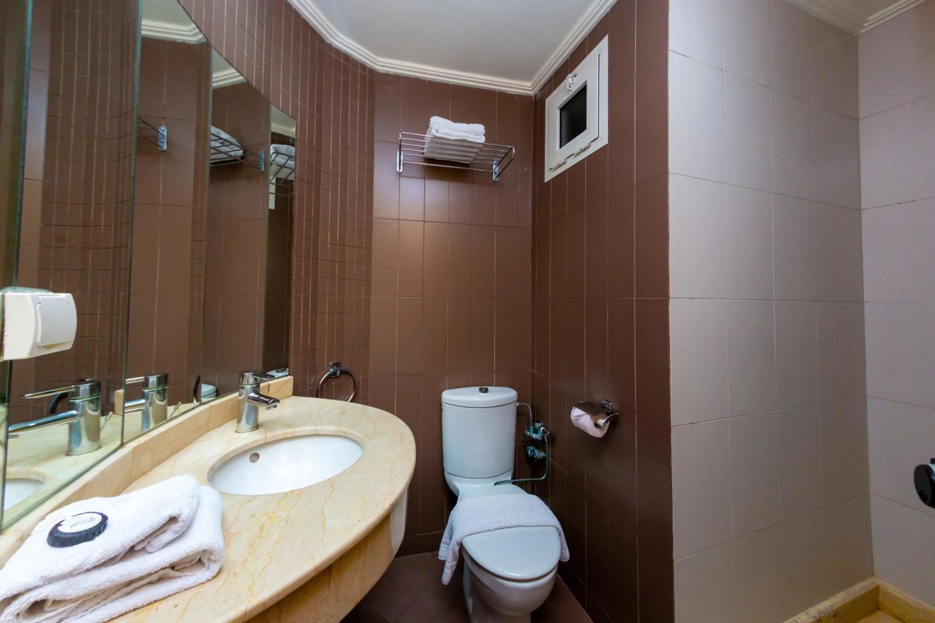 Shower in Malak Hotel