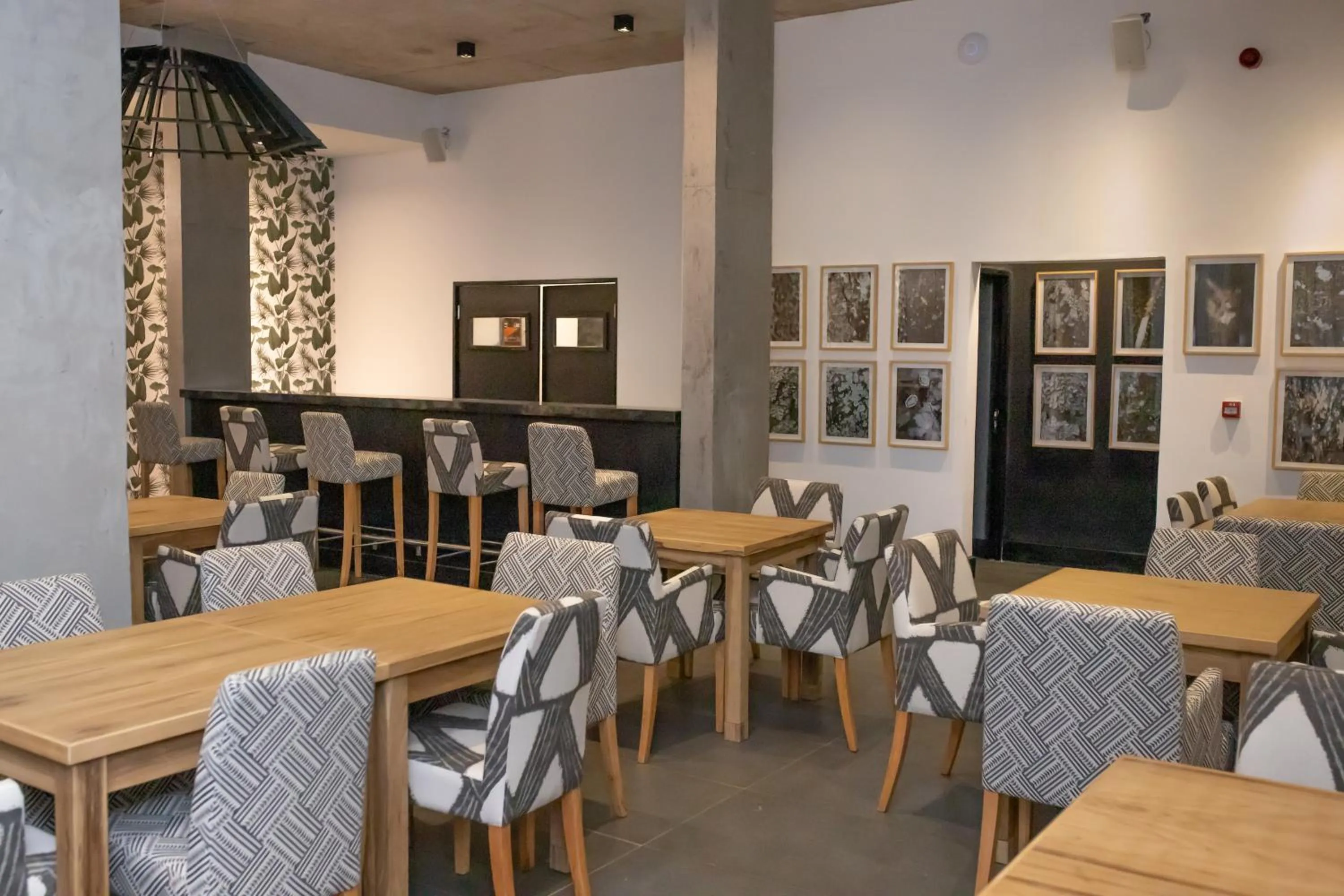 Restaurant/places to eat in O2 Hotel Iguazu