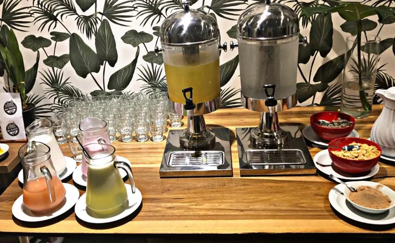 Buffet breakfast in O2 Hotel Iguazu