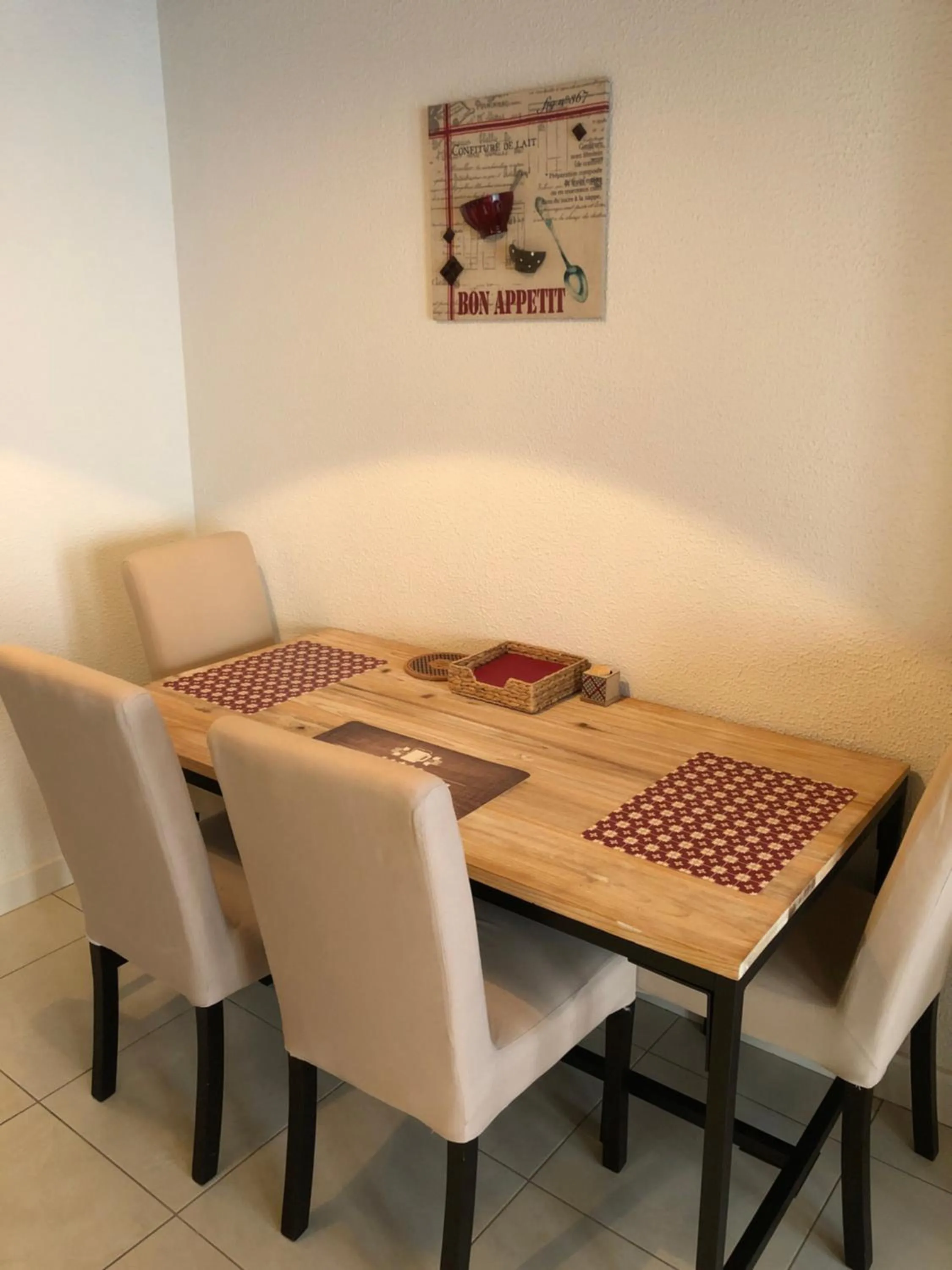 Seating area in Le Charmant Zola Hyper Centre classé