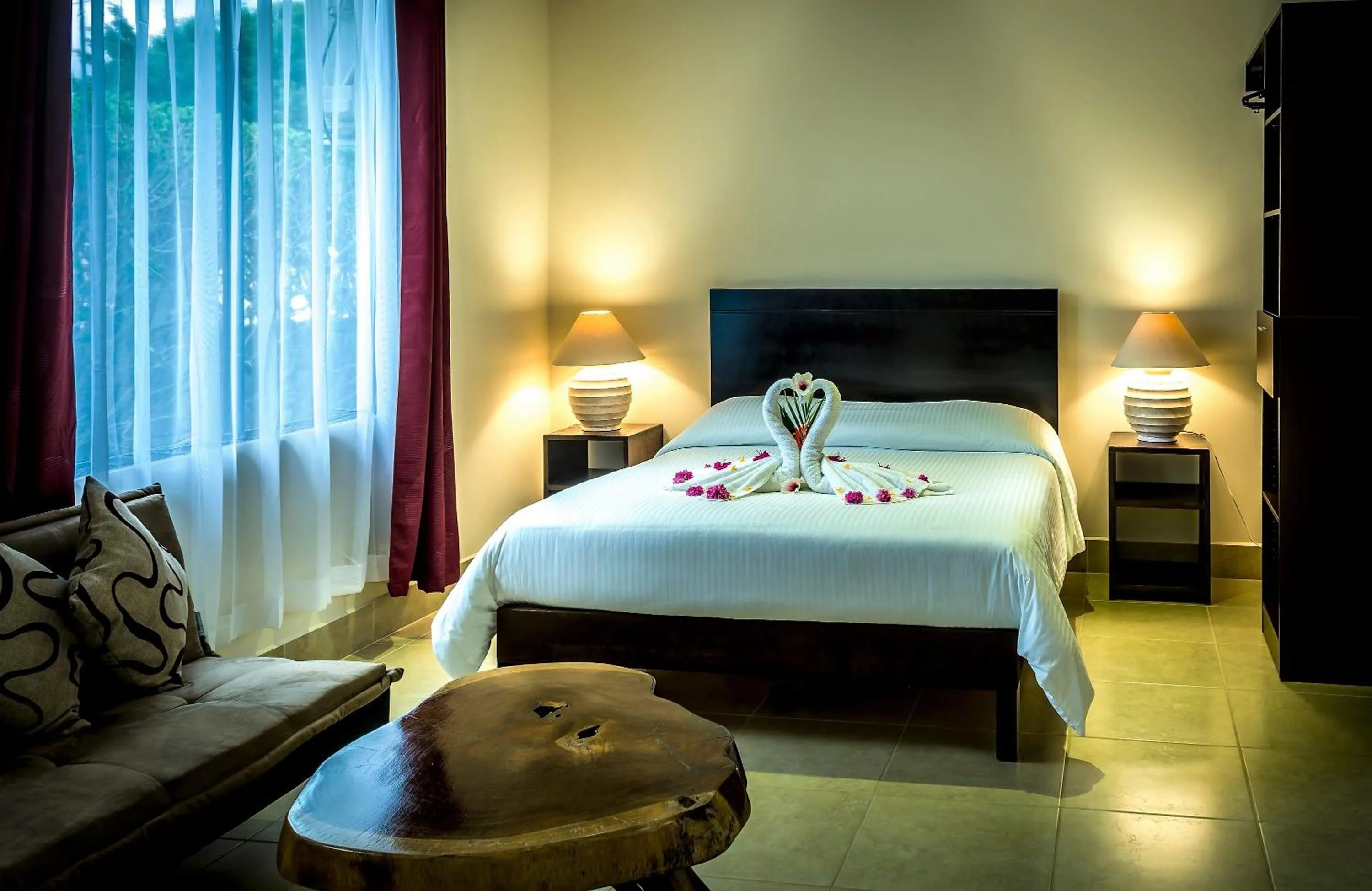 Living room, Bed in Villa Creole