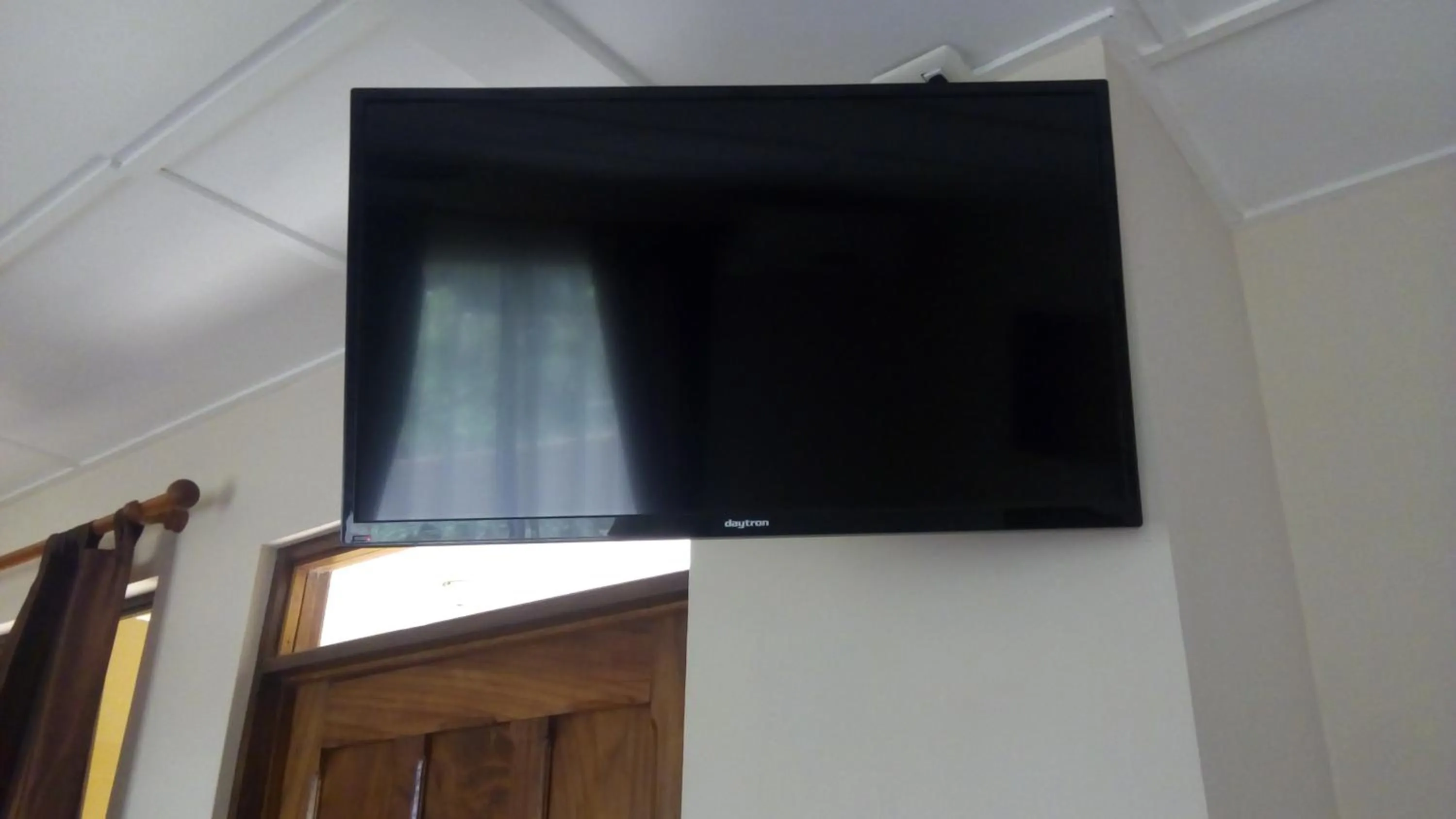 TV and multimedia in Villa Creole