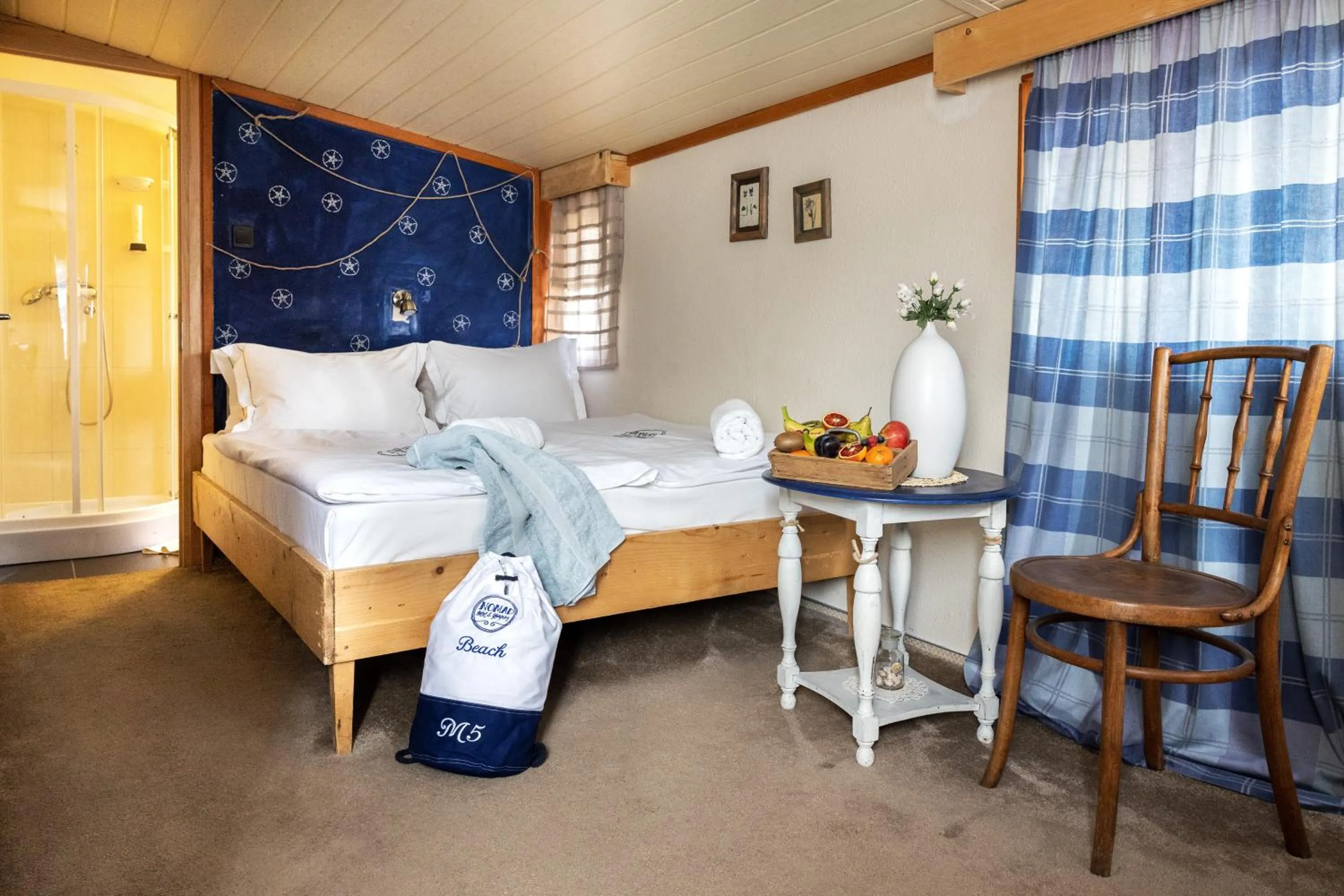 Photo of the whole room, Bed in Nomad Hotel & Glamping