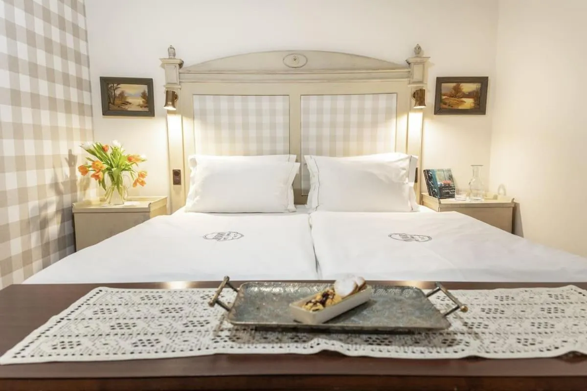 Bed in Nomad Hotel & Glamping