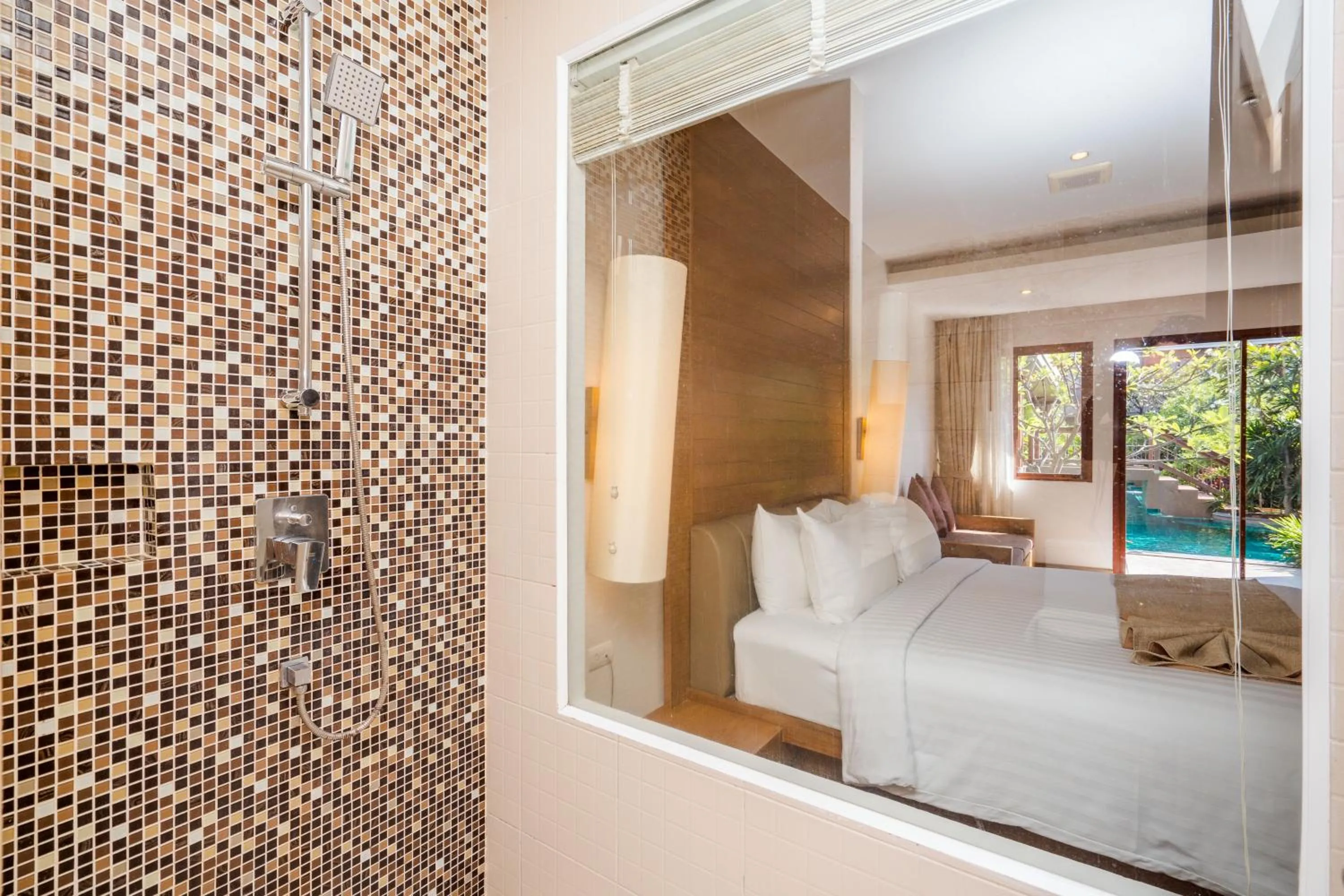 Bathroom, Bed in Ayrest Hua Hin Hotel