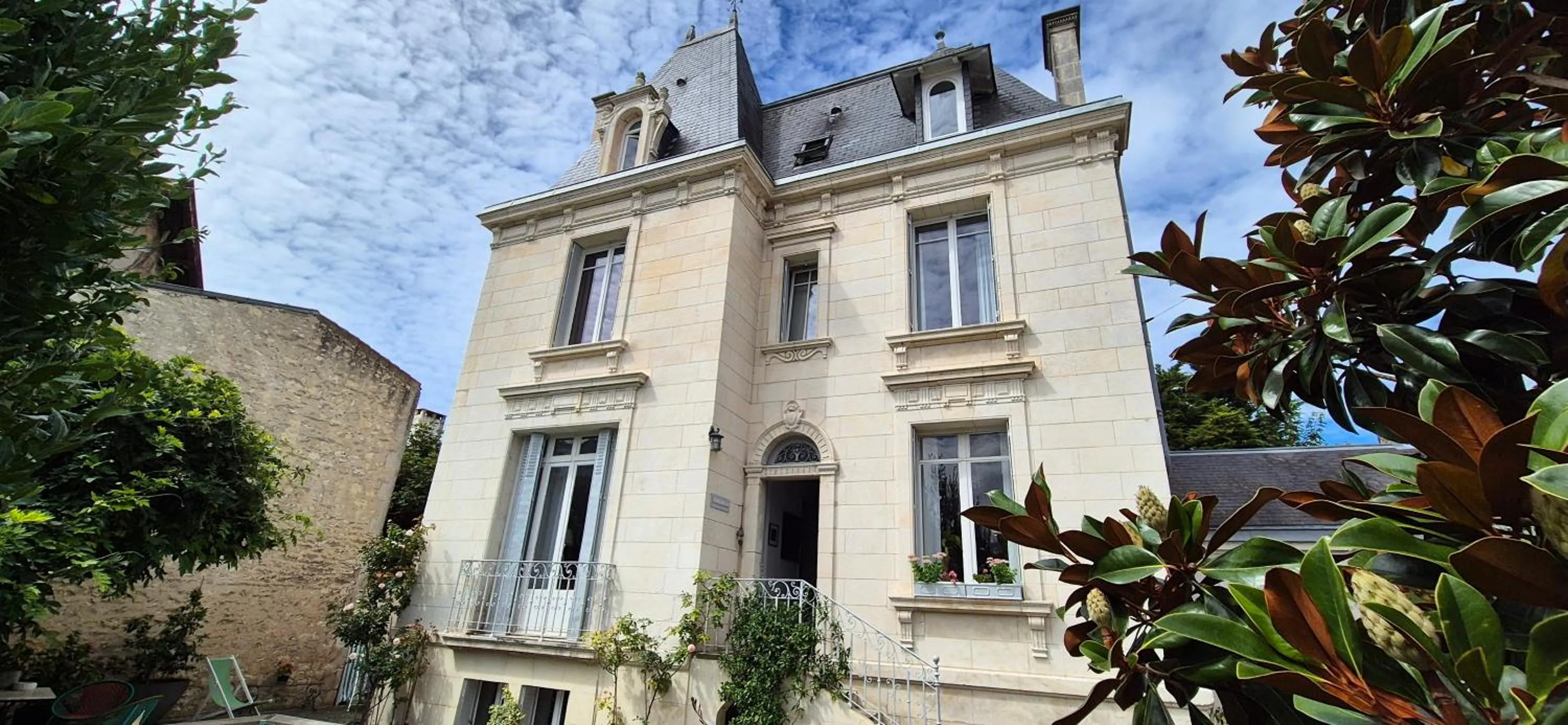 Property building in Chambres d'hôtes Le Clos Bleu