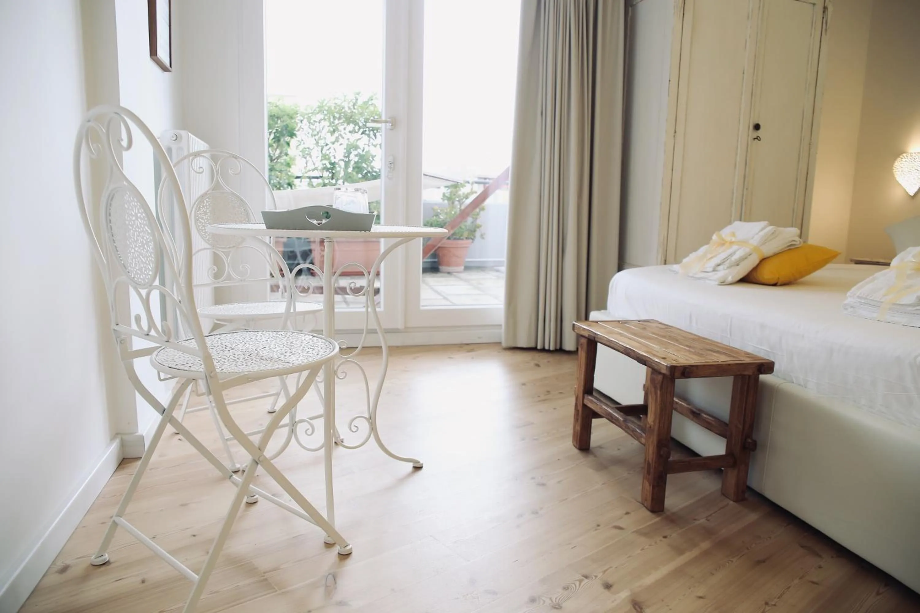 Bed in Le Home Rooms