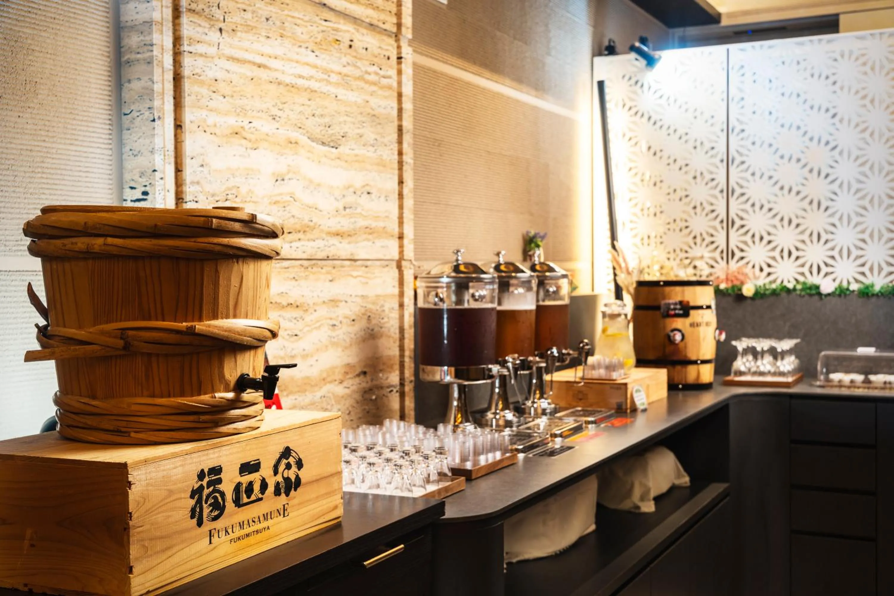 Lounge or bar in KOKO HOTEL Premier Kanazawa Korinbo