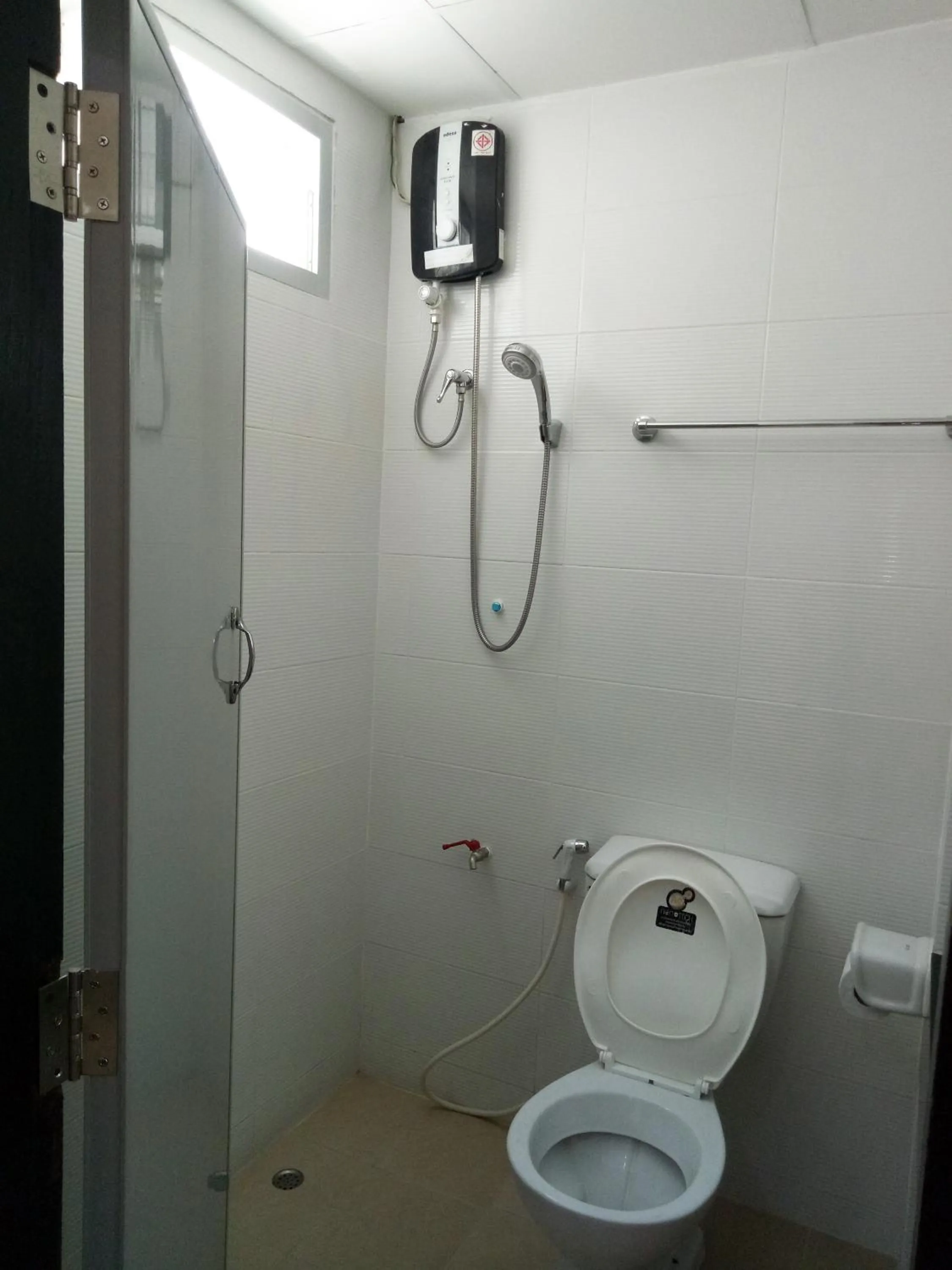 Bathroom in Komol Residence Bangkok