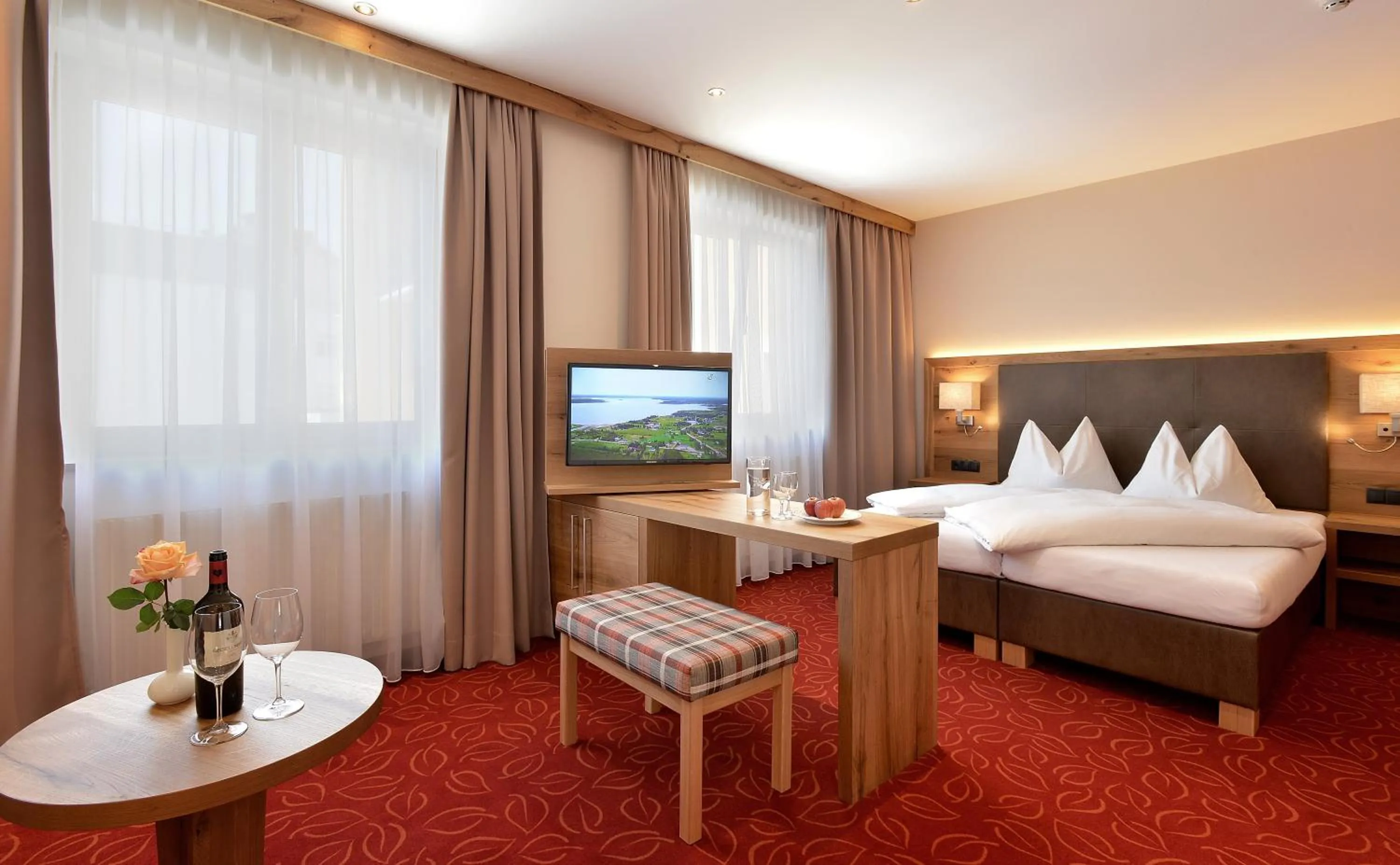 Seating area, Bed in Hotel Andreas Hofer